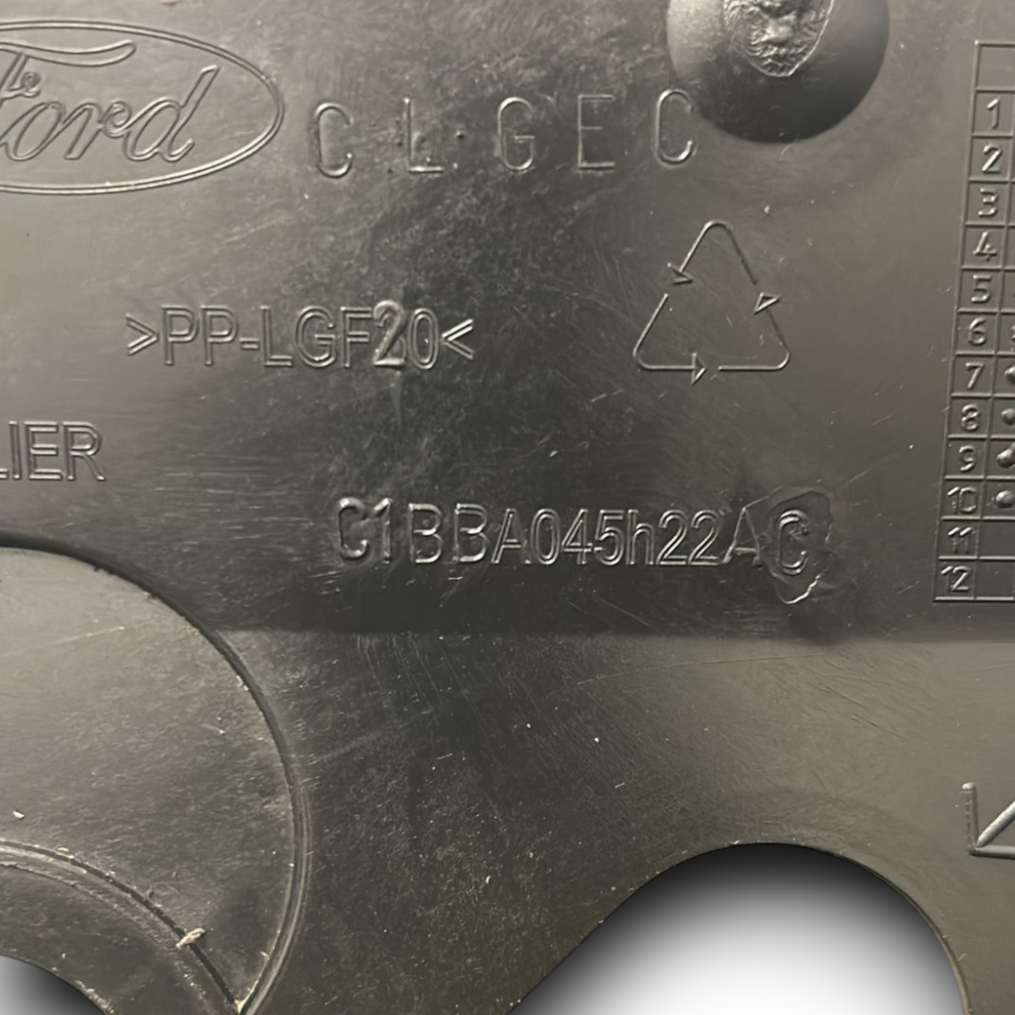 Rechts achterste interne paneel voor Ford Fiesta VI COD: C1BBBA045H22AC (2008> 2017)