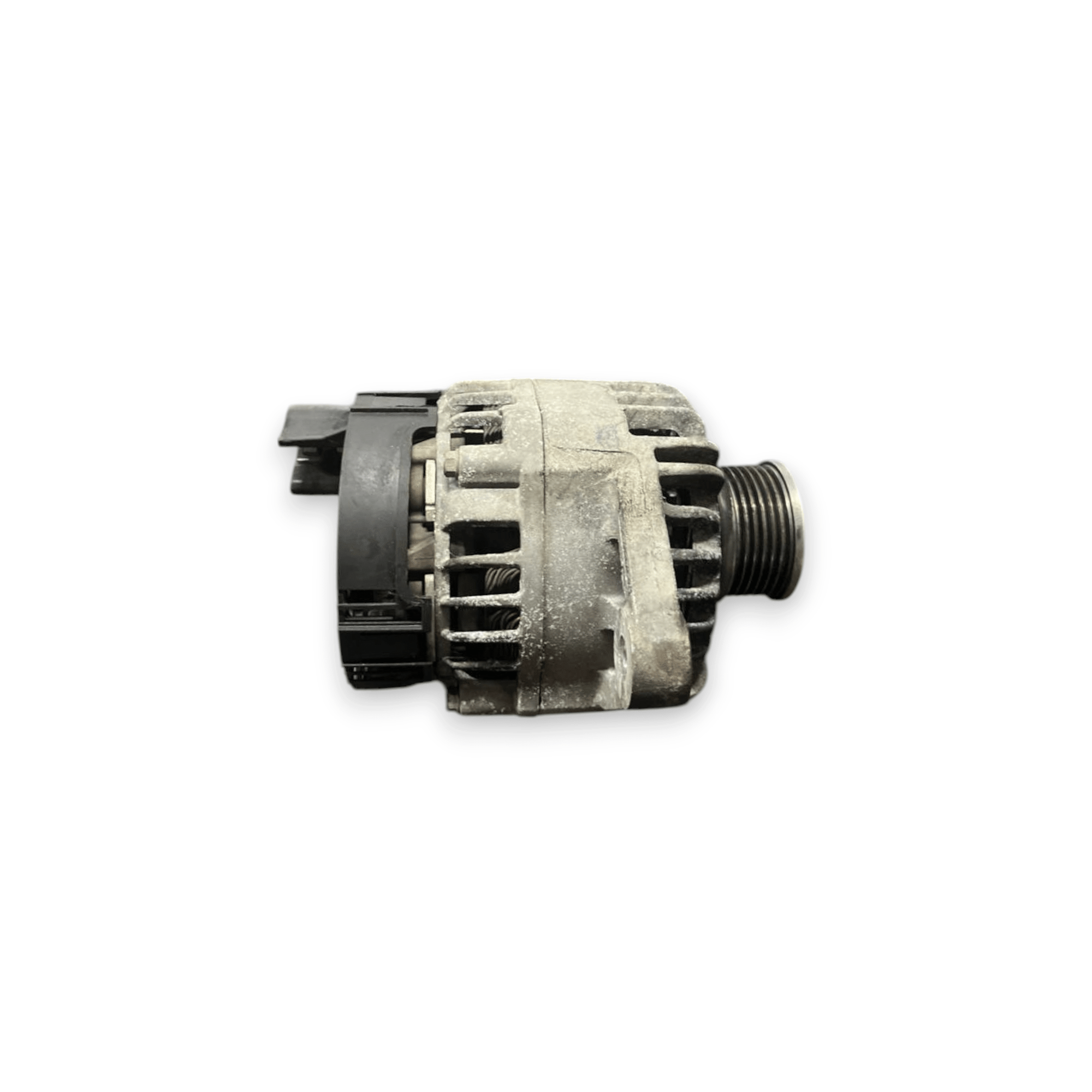 Alternatore Alfa Romeo Giulietta 1.6 Diesel (2010 al 2020) cod: 51820624 - F&P CRASH SRLS - Ricambi Usati