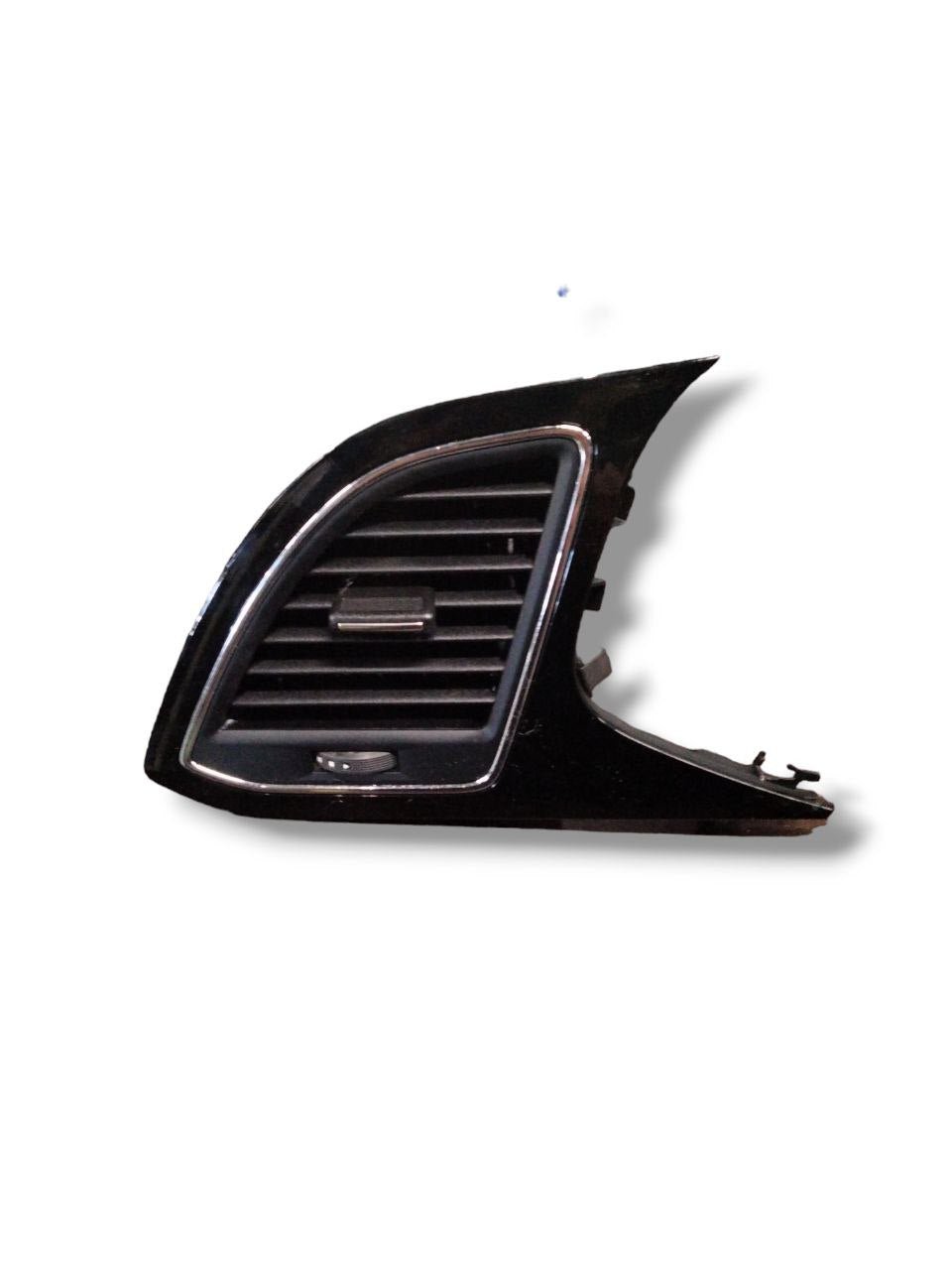 Bocchetta d&#39;aria cruscotto laterale sinistro Seat Leon (FR) (2015 &gt;)cod.5F1820901 - F&amp;P CRASH SRLS - Ricambi Usati