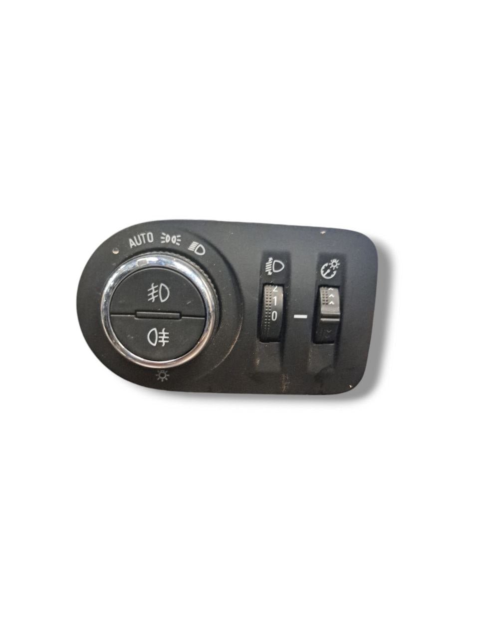 Comando Luci Opel Crossland X (2017&gt;) COD:39208051 - F&amp;P CRASH SRLS - Ricambi Usati
