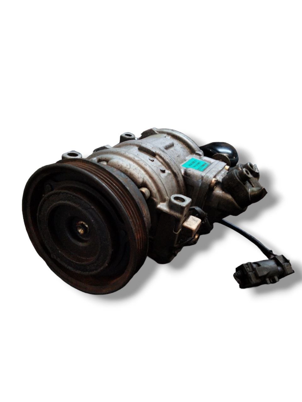 Compressore Clima BMW Serie 3 (E36) 2.5 diesel (1990 - 2000) cod.8385914 - F&P CRASH SRLS - Ricambi Usati