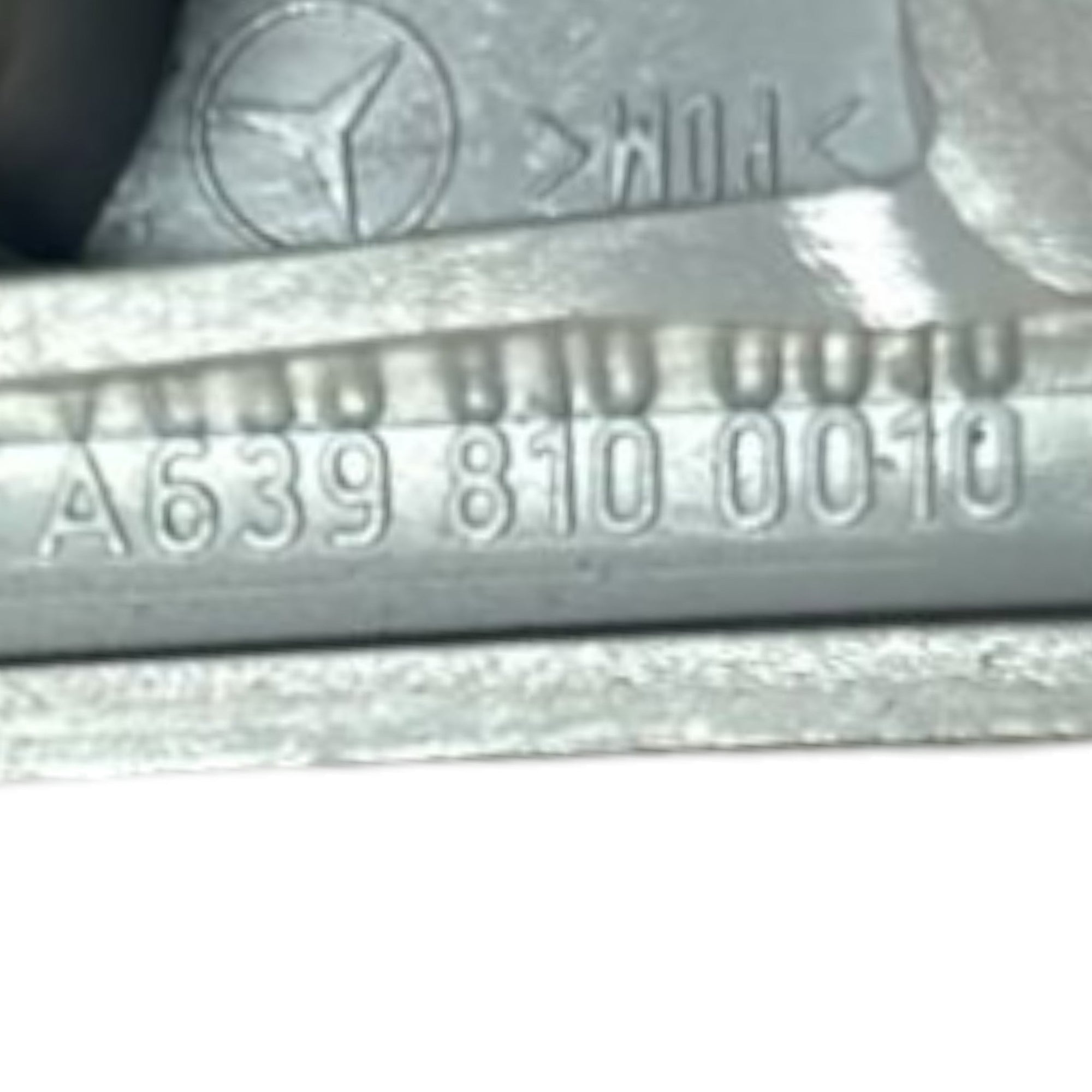 Coppia Alette Parasole Mercedes Benz Viano (W639) cod.A6398100110 (2003 > 2013) cod.A6398100010 - F&P CRASH SRLS - Ricambi Usati