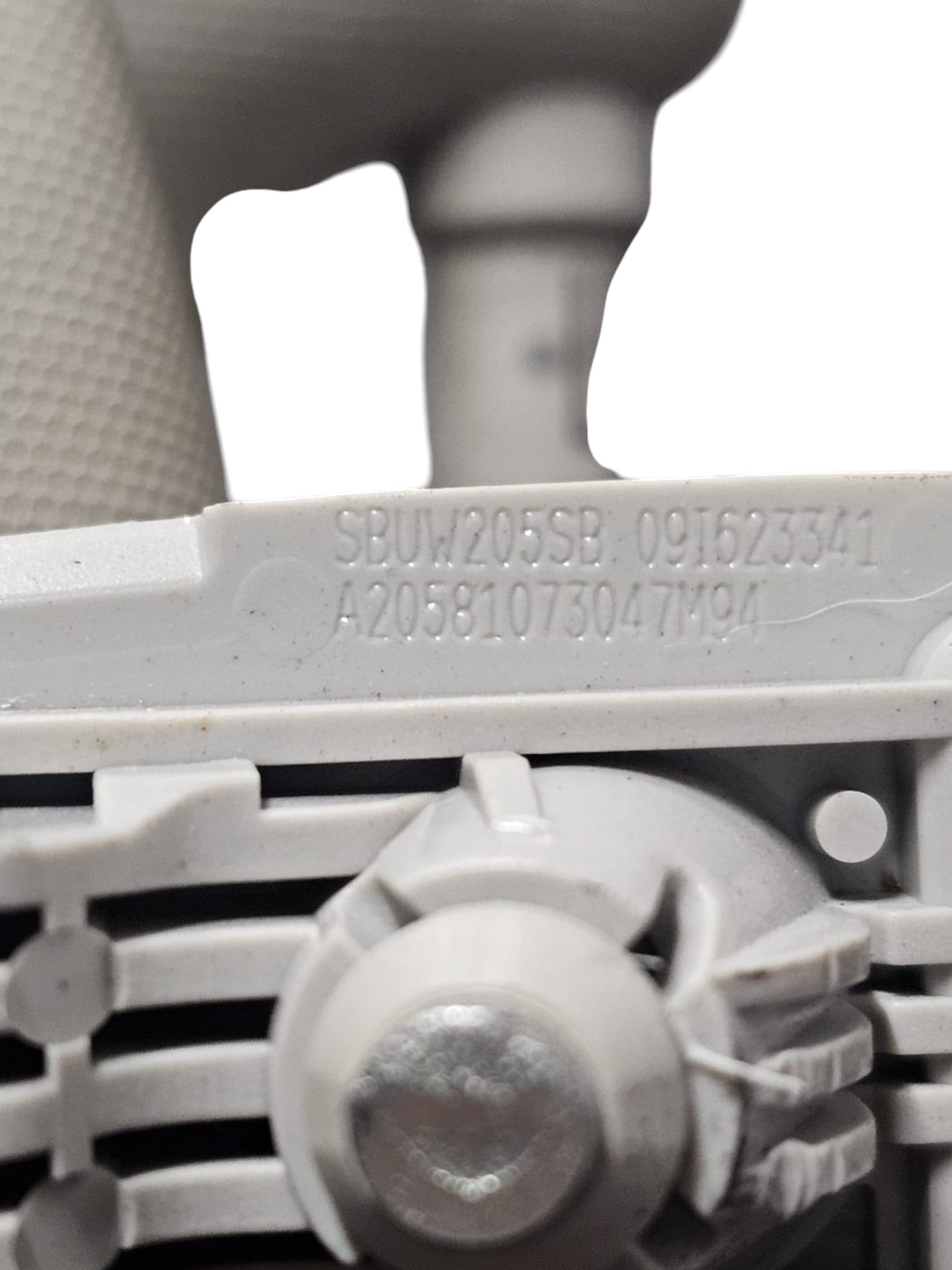 Coppia Alette Parasole Mercedes Classe C W205 Cod:A20581073047M94 / A20581074047M94 (2014 - 2021) - F&P CRASH SRLS - Ricambi Usati