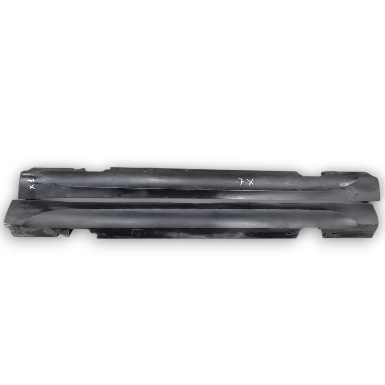Coppia Minigonne / Sotto Porta Bmw X1 E84 COD: 51122990169 (2009 - 2015) - F&P CRASH SRLS - Ricambi Usati