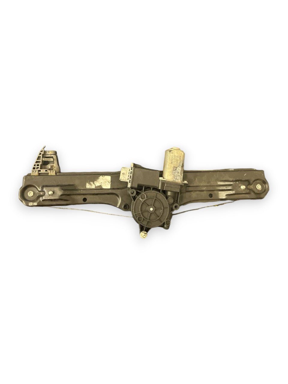 Cremagliera Alzacristallo / Alzavetro Elettrico anteriore sinistra (sx) Alfa Romeo Giulietta (2010 al 2020) cod: 72019003 / 1060735 - F&amp;P CRASH SRLS - Ricambi Usati