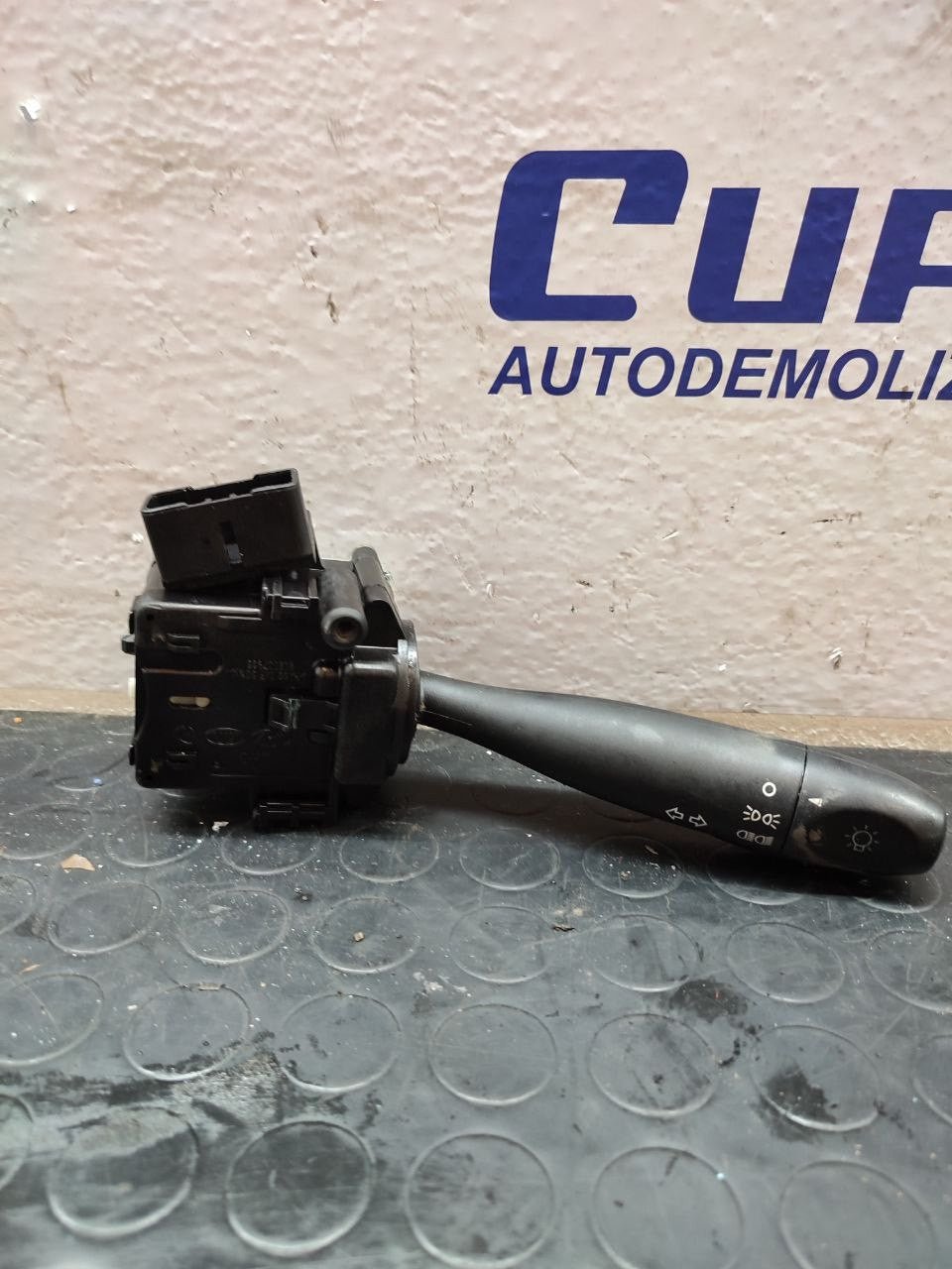 Devio Luci HYUNDAI i10 1.1 (2008) b cod: 202007968 - F&amp;P CRASH SRLS - Ricambi Usati