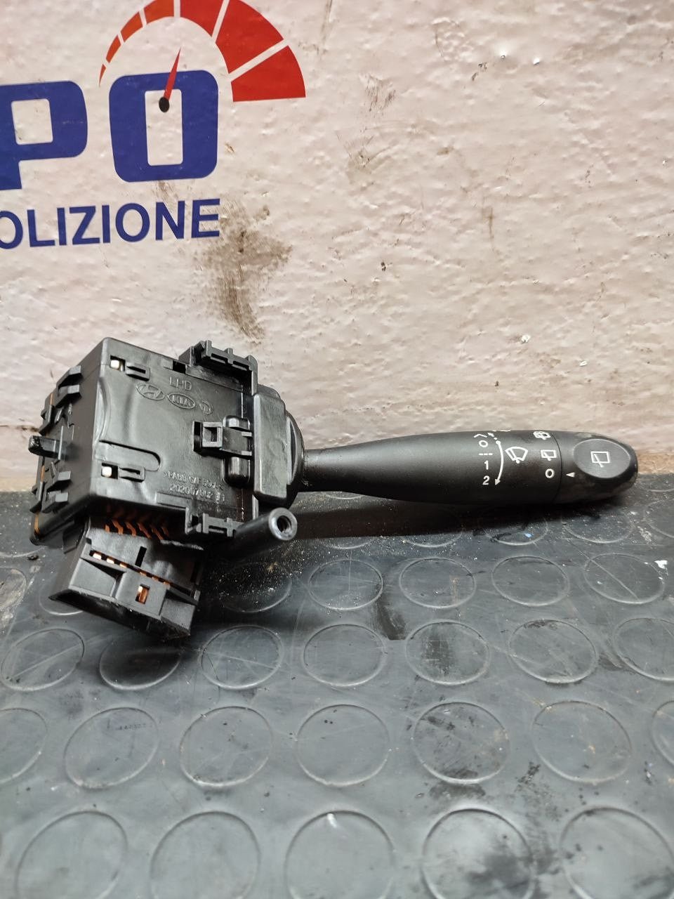 Devio Luci hyundai i10 1.1 I serie (2008) cod: 202007968 - F&amp;P CRASH SRLS - Ricambi Usati