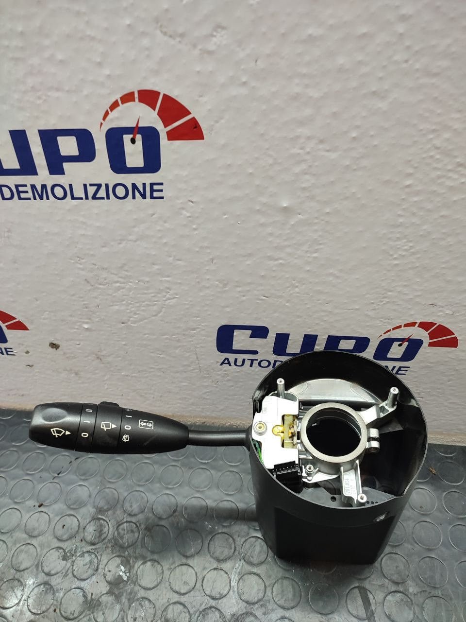 Devio luci MERCEDES-BENZ CLASSE B I W245 (2010) cod: A 169 545 0210 - F&amp;P CRASH SRLS - Ricambi Usati