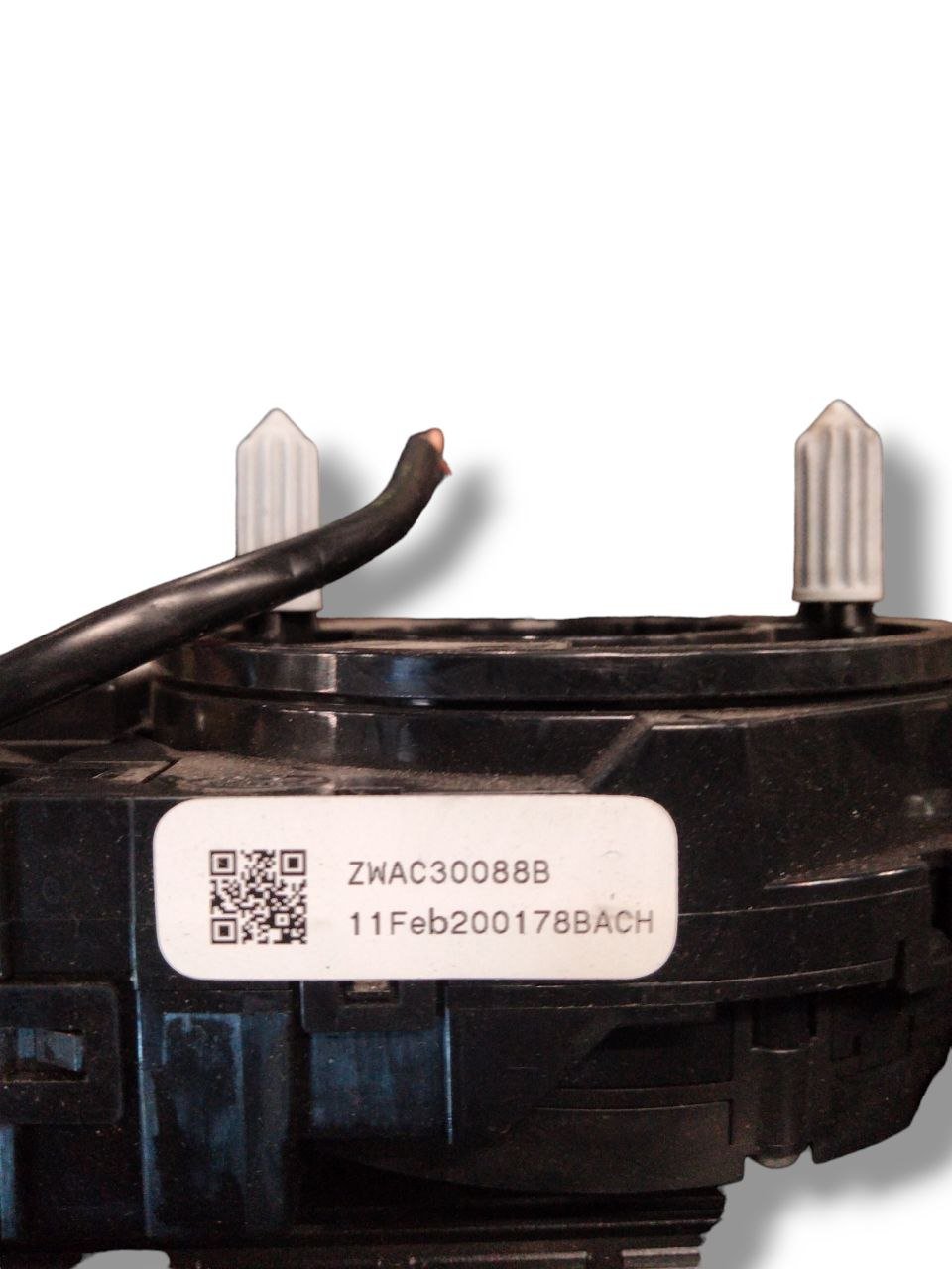 Devioluci con contatto spiralato Ford Focus III (2012 - 2018)cod.BV6T - 13N064 - AF/ZWAC30088B - F&P CRASH SRLS - Ricambi Usati