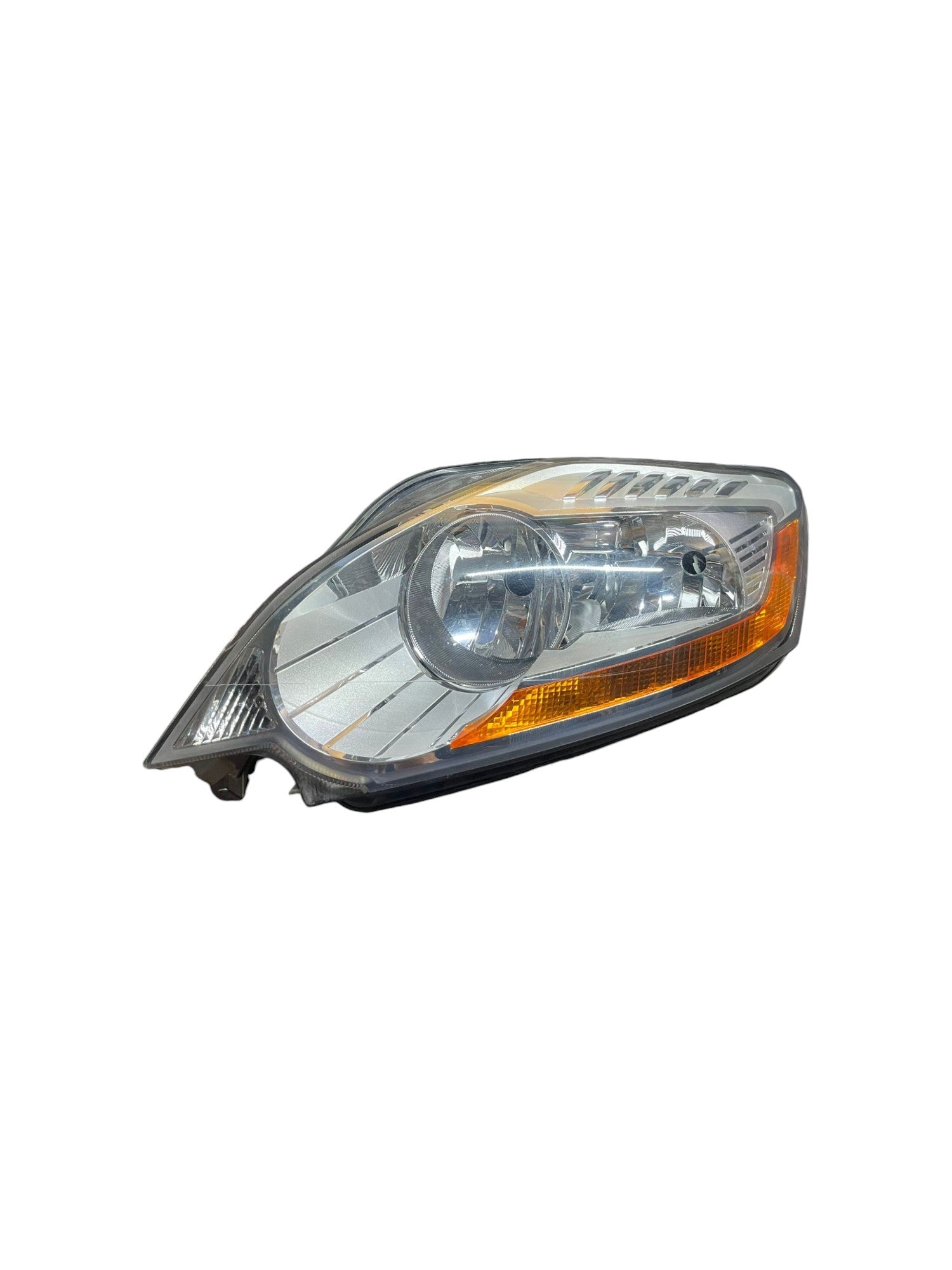 Faro / Fanale Anteriore sinistro alogeno Ford Kuga (2008 - 2012) cod.8V41 - 13W030 - AG - F&P CRASH SRLS - Ricambi Usati