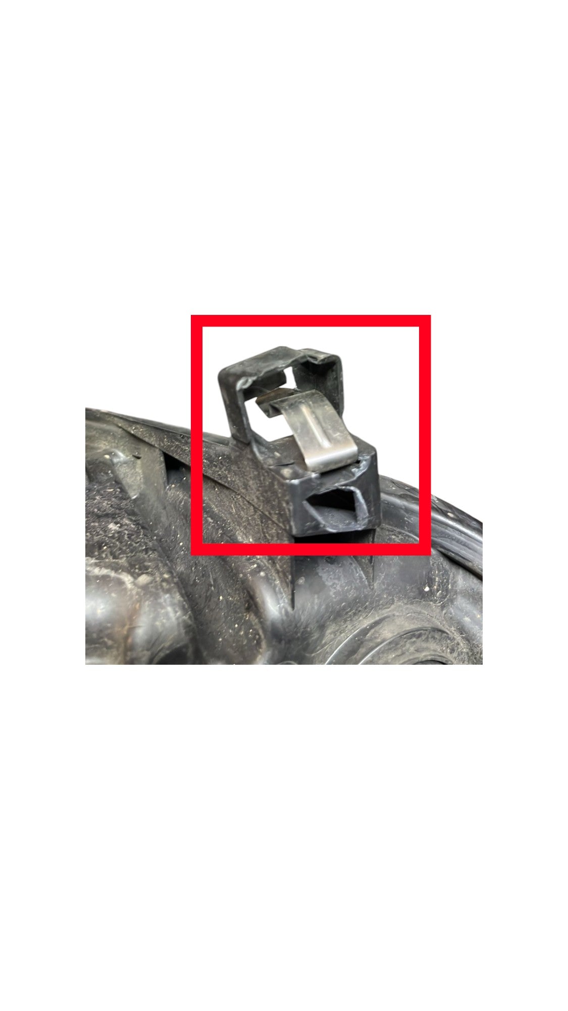 Faro / Fanale Anteriore sinistro alogeno Ford Kuga (2008 - 2012) cod.8V41 - 13W030 - AG - F&P CRASH SRLS - Ricambi Usati
