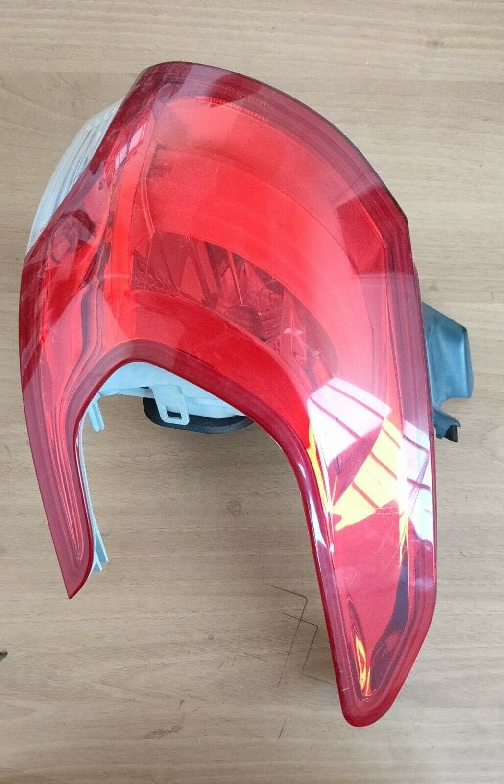 Faro posteriore dx 208 12-16 esterno LED no portalampada 9678074380 - F&amp;P CRASH SRLS - Ricambi Usati