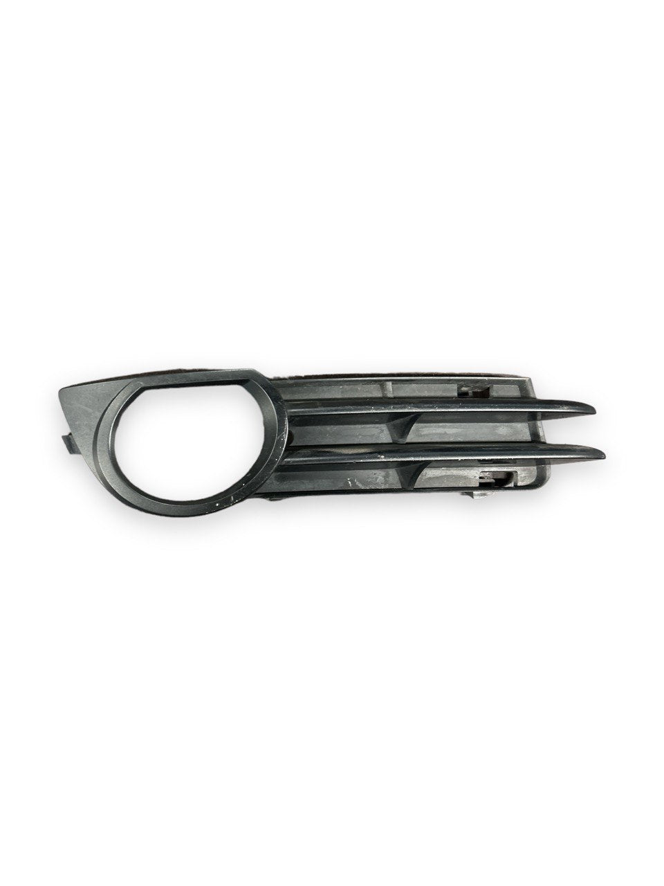 Griglia Fendinebbia Anteriore Destra (DX) Audi A3 (8P) (2004 - 2011) cod . 8P4807682B - F&P CRASH SRLS - Ricambi Usati