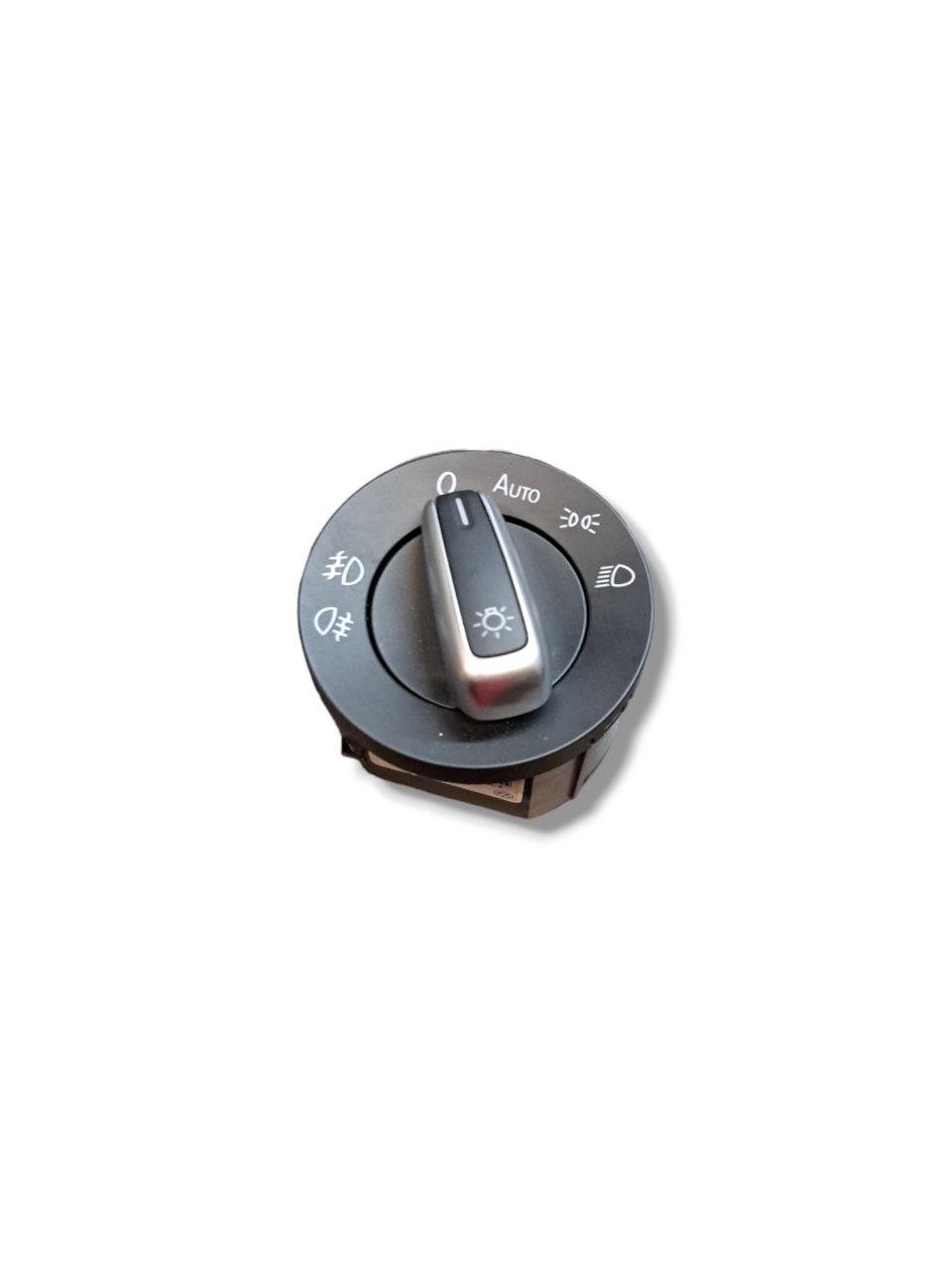 Interruttore Comando Luci Volkswagen Up (2020) COD:3C8941431C - F&amp;P CRASH SRLS - Ricambi Usati