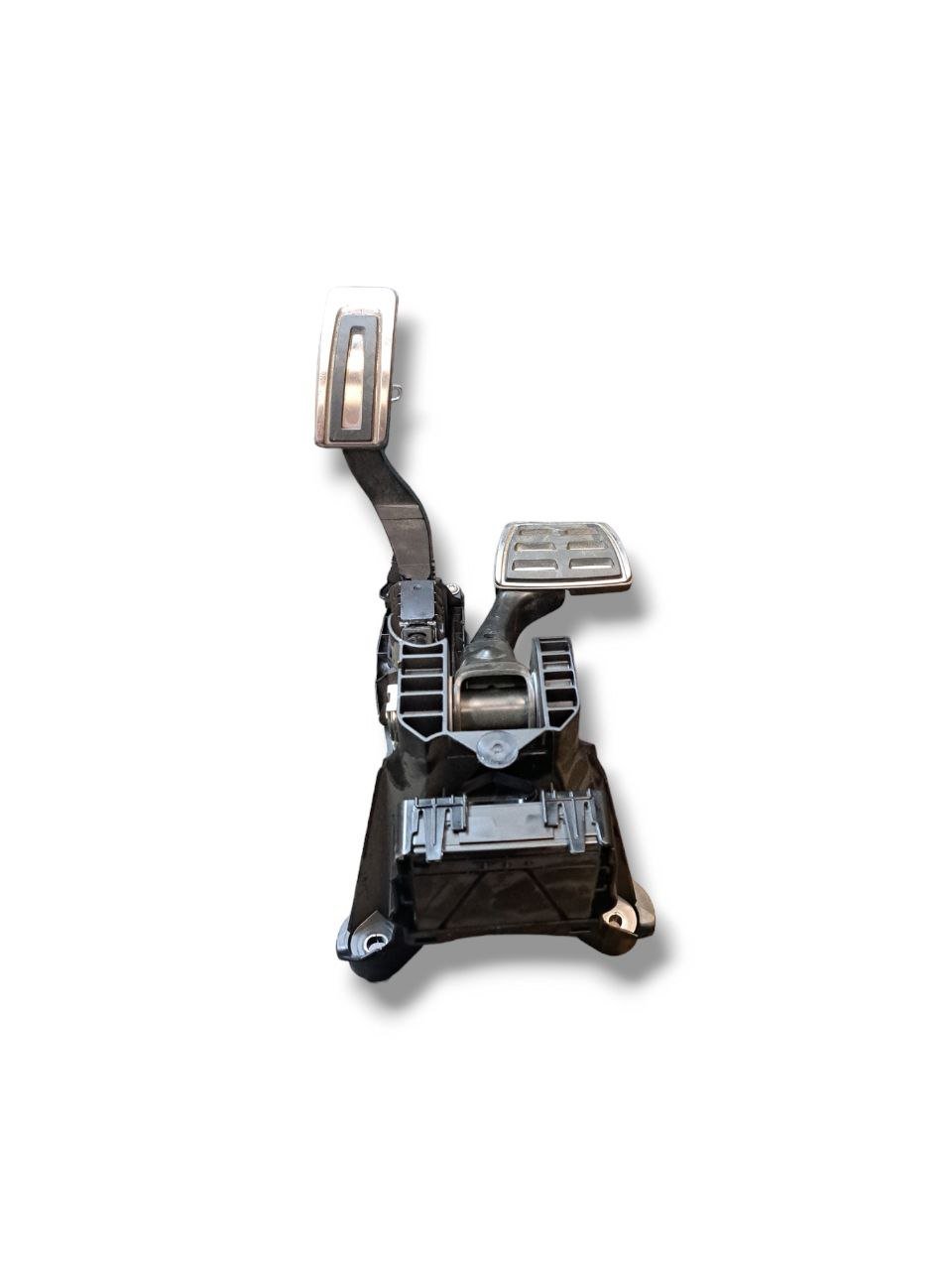 kit pedaliera freno + acceleratore Audi A3 8VA ( 2015 - 2020 ) COD:5Q1723058BQ - F&P CRASH SRLS - Ricambi Usati