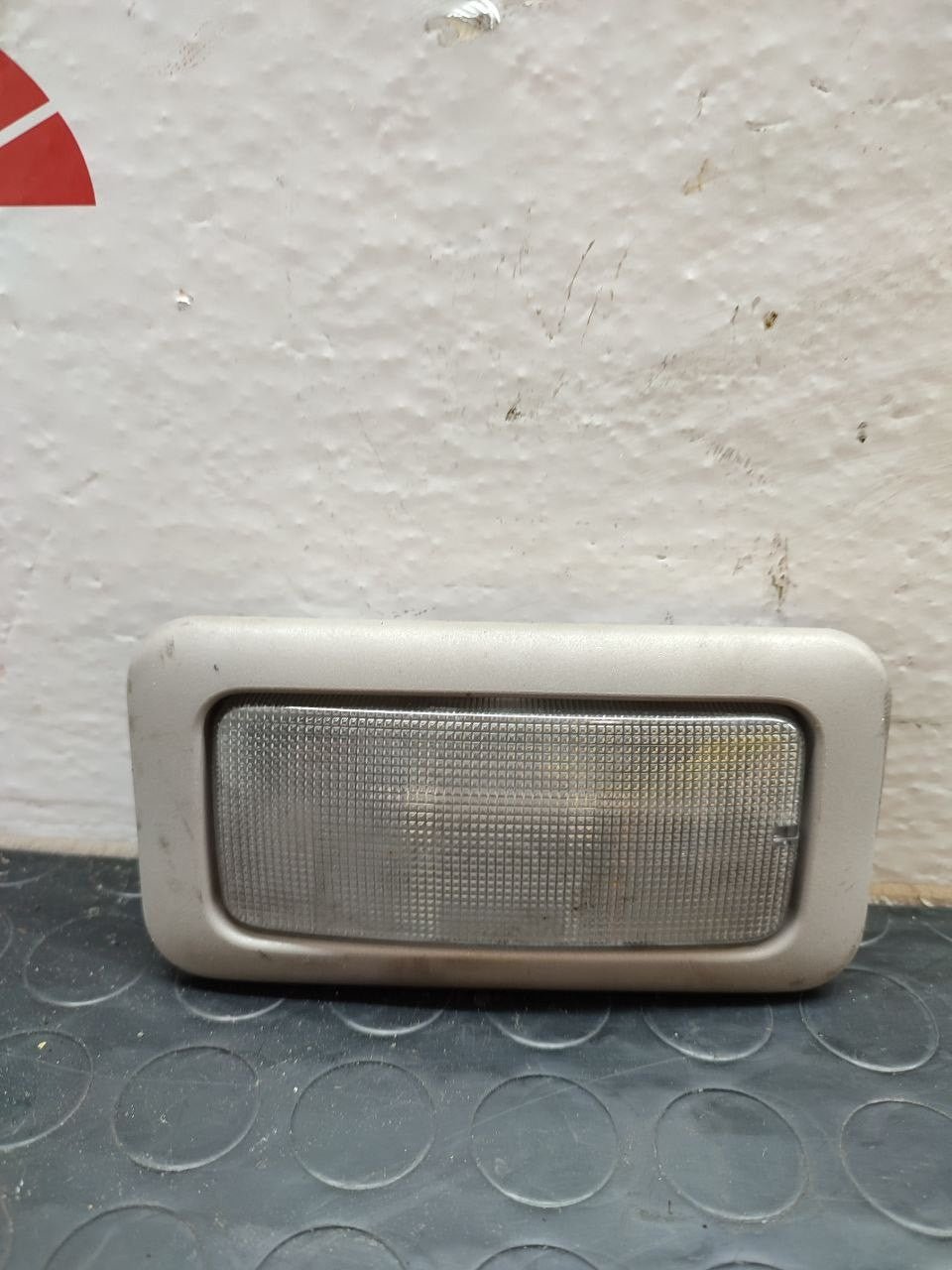 Luce interna abitacolo / Plafoniera ALFA ROMEO GIULIETTA 1.6 jtdm (2012) cod: 156091941 - F&P CRASH SRLS - Ricambi Usati