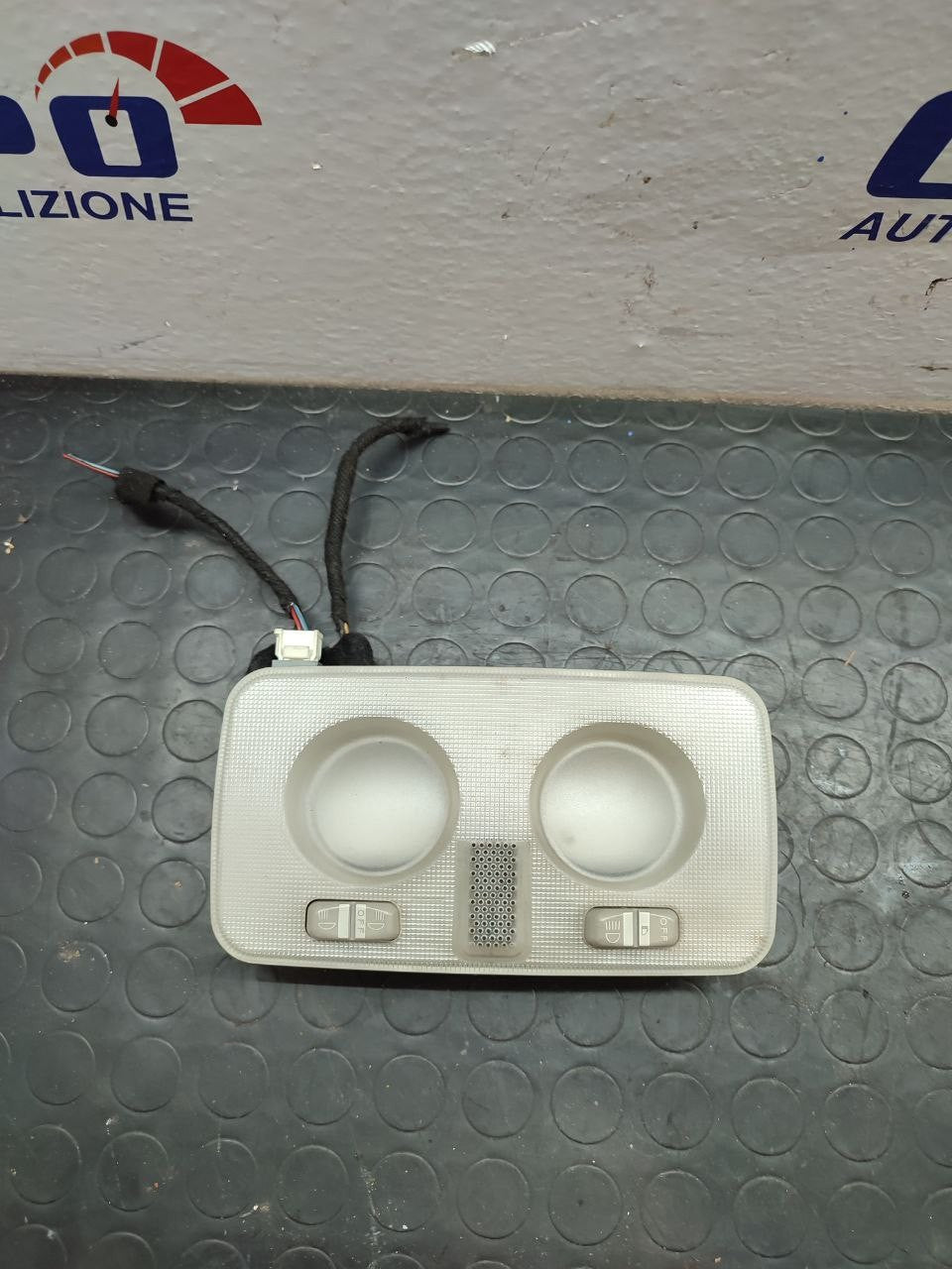 Luce interna / Plafoniera FIAT BRAVO 198 1.4 cod: 735432222 - F&amp;P CRASH SRLS - Ricambi Usati