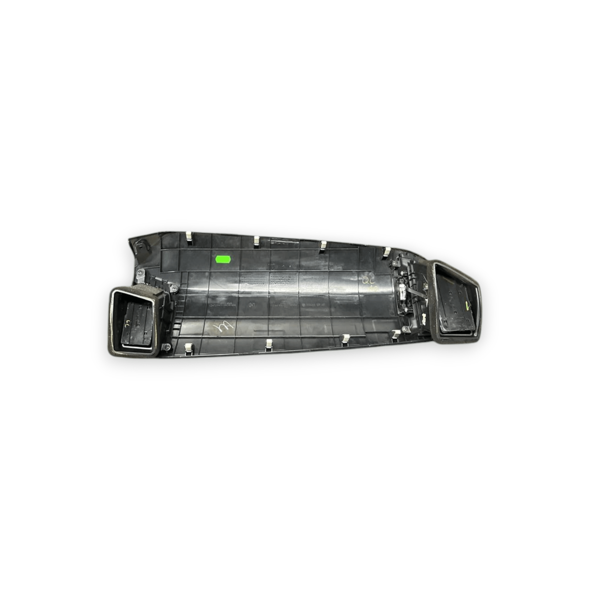 Modanatura Cruscotto Centrale + Bocchette Aria Kia Sportage SL (2010 al 2016) cod:84795 - 3U010 - F&P CRASH SRLS - Ricambi Usati
