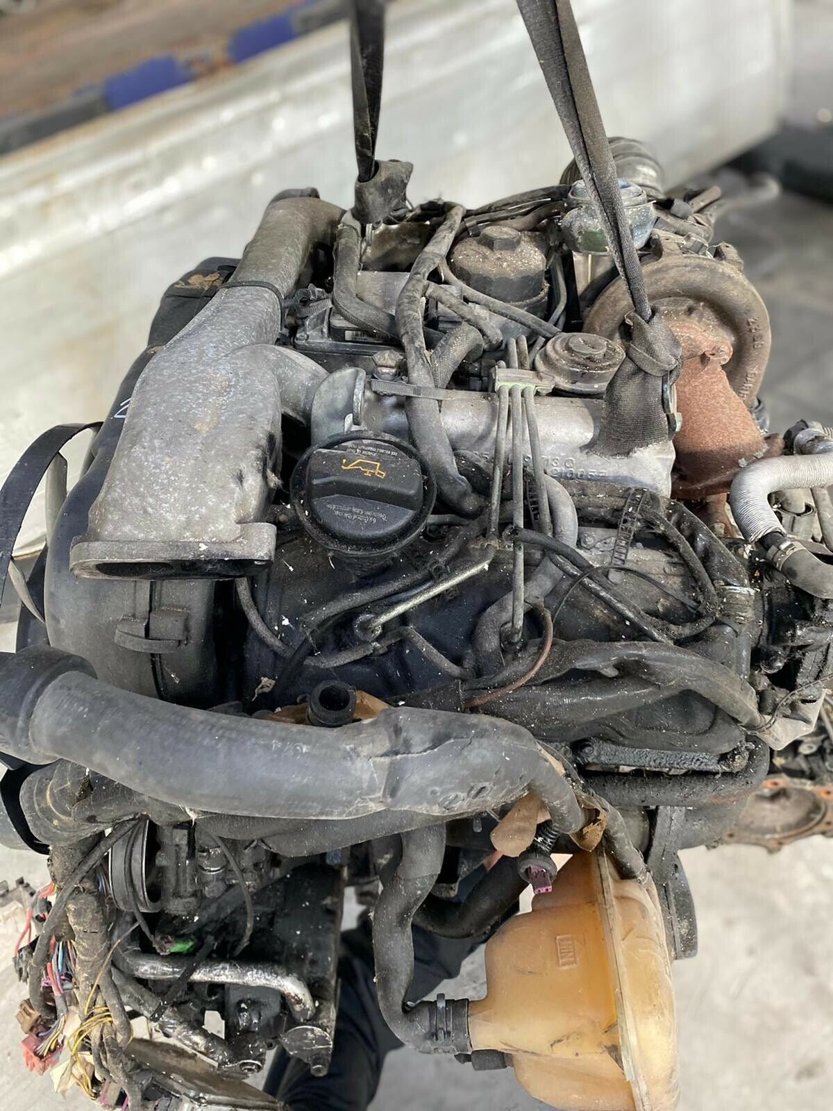 Motore AUDI A6 2.5 V6 TDI ANNO 2002 BAU - F&P CRASH SRLS - Ricambi Usati