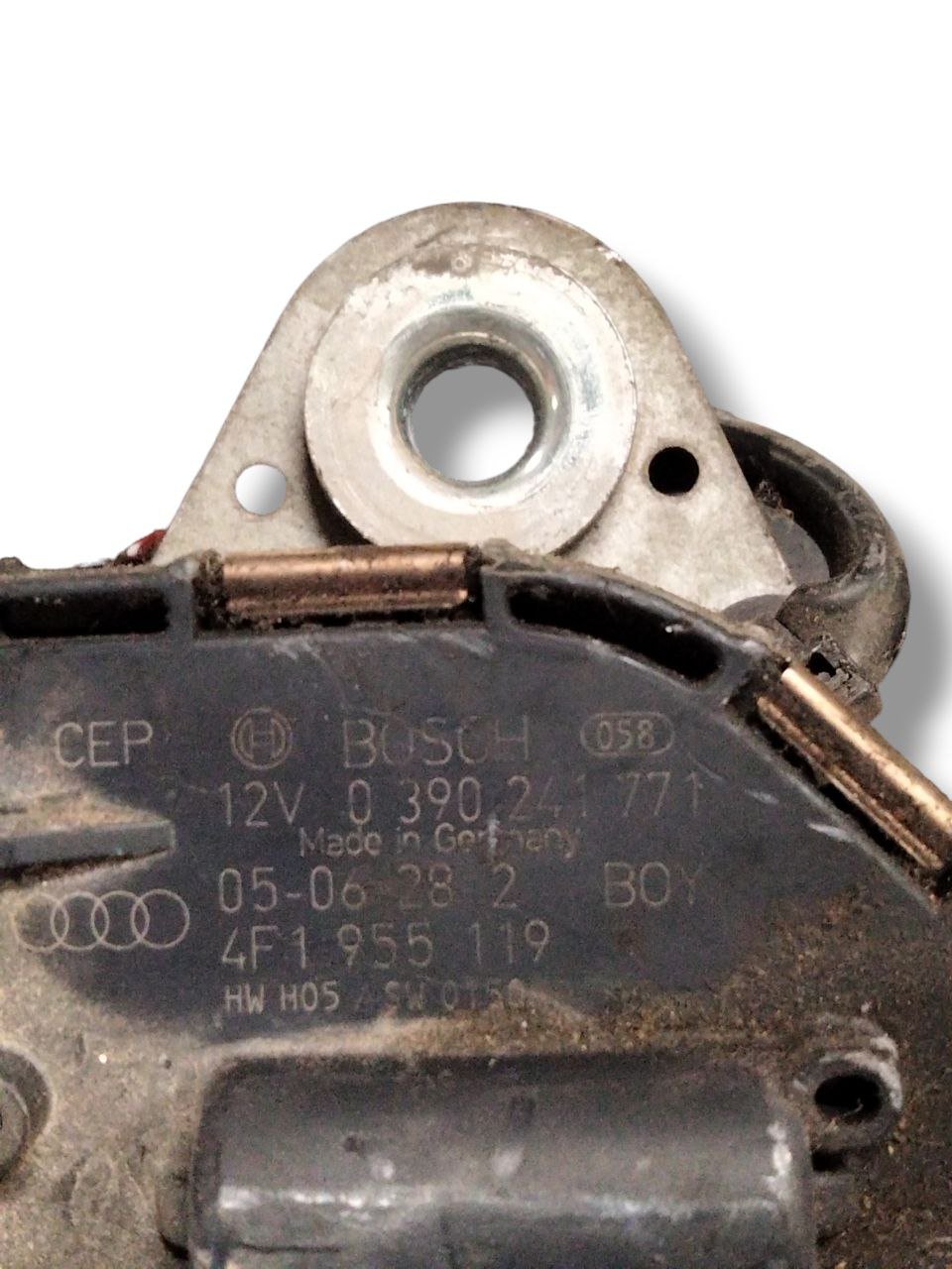 Motorino Tergicristallo Anteriore Audi A6 4F / C6 (2004 - 2012)cod.0390241771 - 4F1955023B - F&P CRASH SRLS - Ricambi Usati