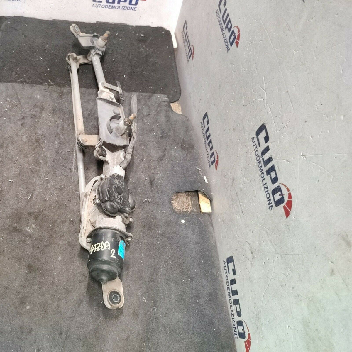 Motorino Tergicristallo Completo Con Tandem Mazda 2 (2007 2015) 5P Berlina Df71 - F&amp;P CRASH SRLS - Ricambi Usati