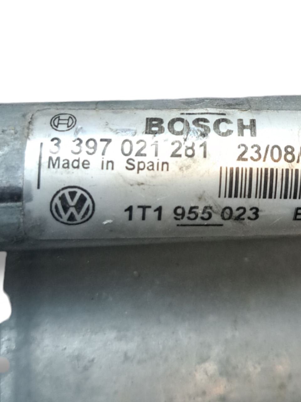Motorino Tergicristallo Tandem anteriore Volkswagen Caddy 1.6 tdi ( 2010-2015) COD:3397021281 - F&P CRASH SRLS - Ricambi Usati