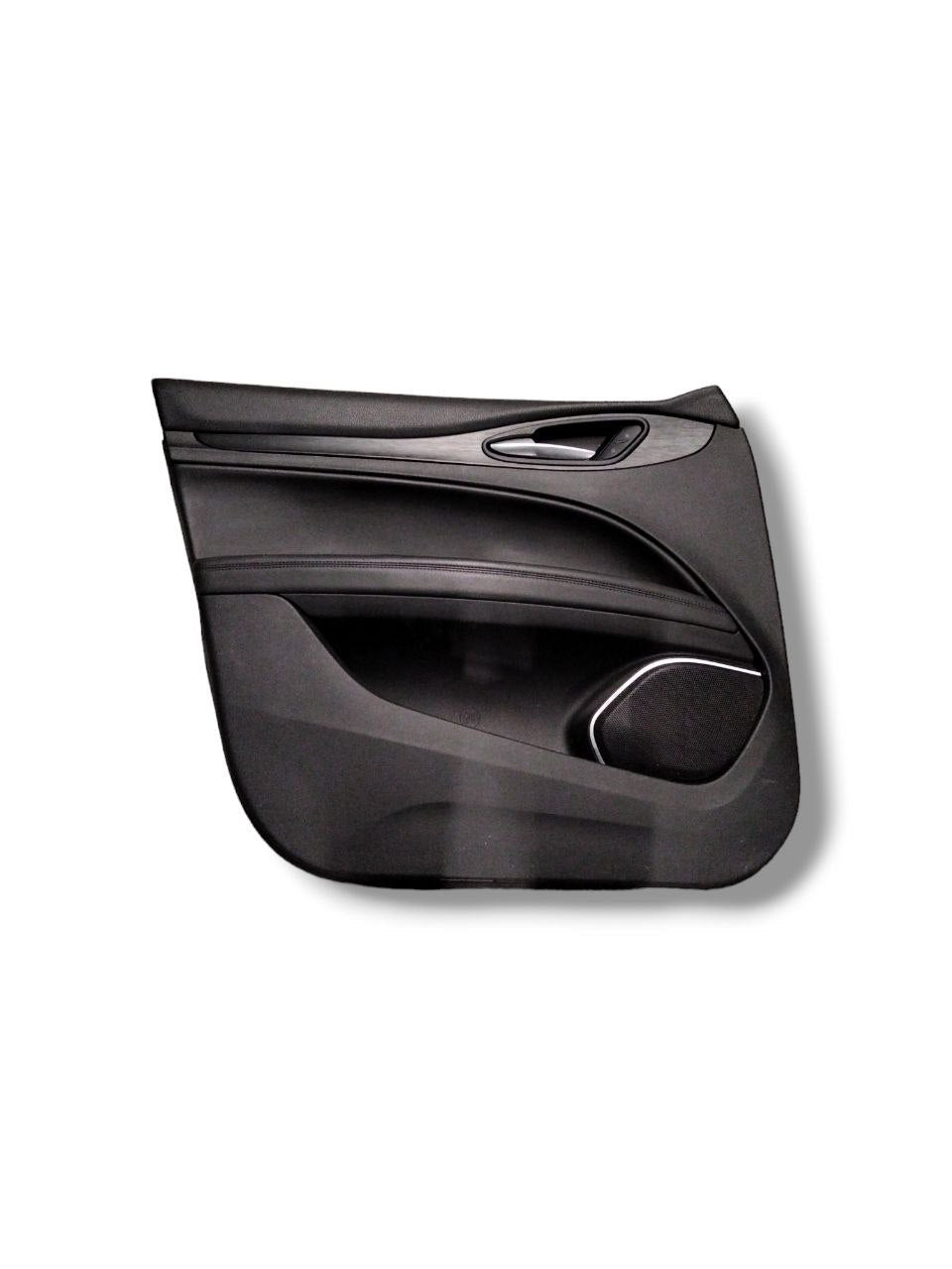 Pannello interno Porta anteriore sinistro Alfa Romeo Stelvio (2016&gt;) cod.156197042 - F&amp;P CRASH SRLS - Ricambi Usati