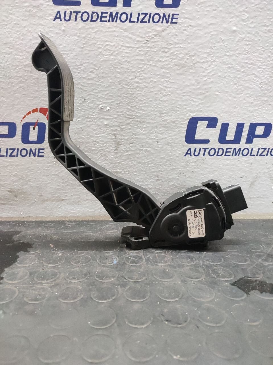 Pedale Acceleratore PEUGEOT 207 1.6 hdi cod: 6pv00994900 - F&P CRASH SRLS - Ricambi Usati