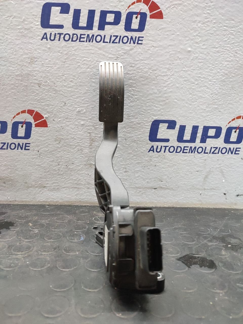 Pedale Acceleratore PEUGEOT 207 1.6 hdi cod: 6pv00994900 - F&P CRASH SRLS - Ricambi Usati