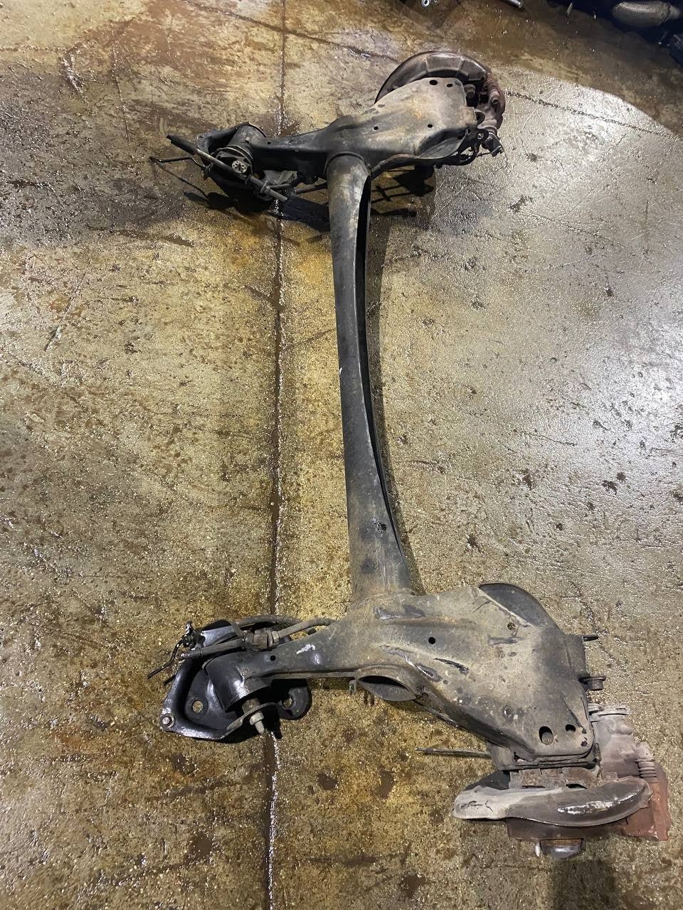 Ponte Assale posteriore Alfa Romeo Mito 1.4 b cod: 55700676 - F&amp;P CRASH SRLS - Ricambi Usati