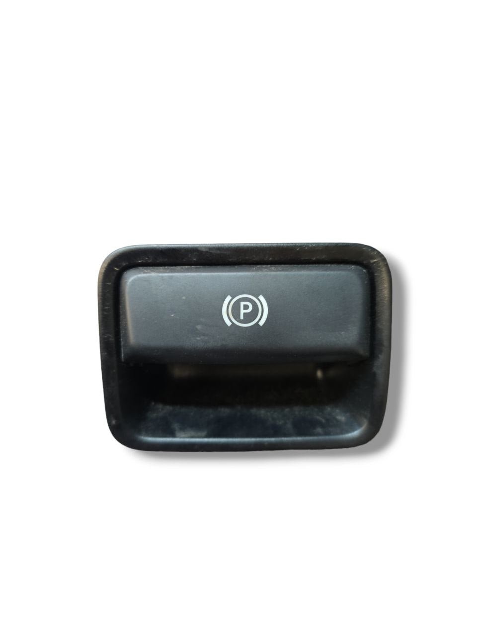 Pulsante Freno Di Stazionamento Mercedes - Benz Classe A w176 ( 2012 - 2018 ) Cod : A2469050451 - F&amp;P CRASH SRLS - Ricambi Usati