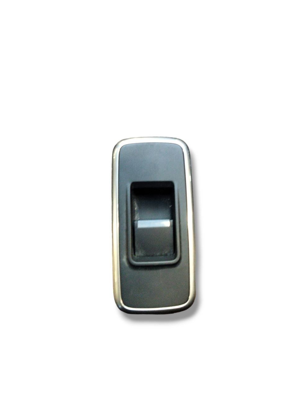 Pulsantiera Alzavetri Jaguar XF 260 ( 2015&gt; ) cod.GX7314717AC - F&amp;P CRASH SRLS - Ricambi Usati