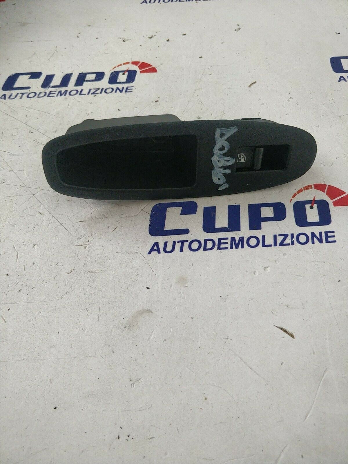 PULSANTIERA ANTERIORE DESTRA PASSEGGERO ALFA ROMEO 159 Berlina 156079596 - F&P CRASH SRLS - Ricambi Usati