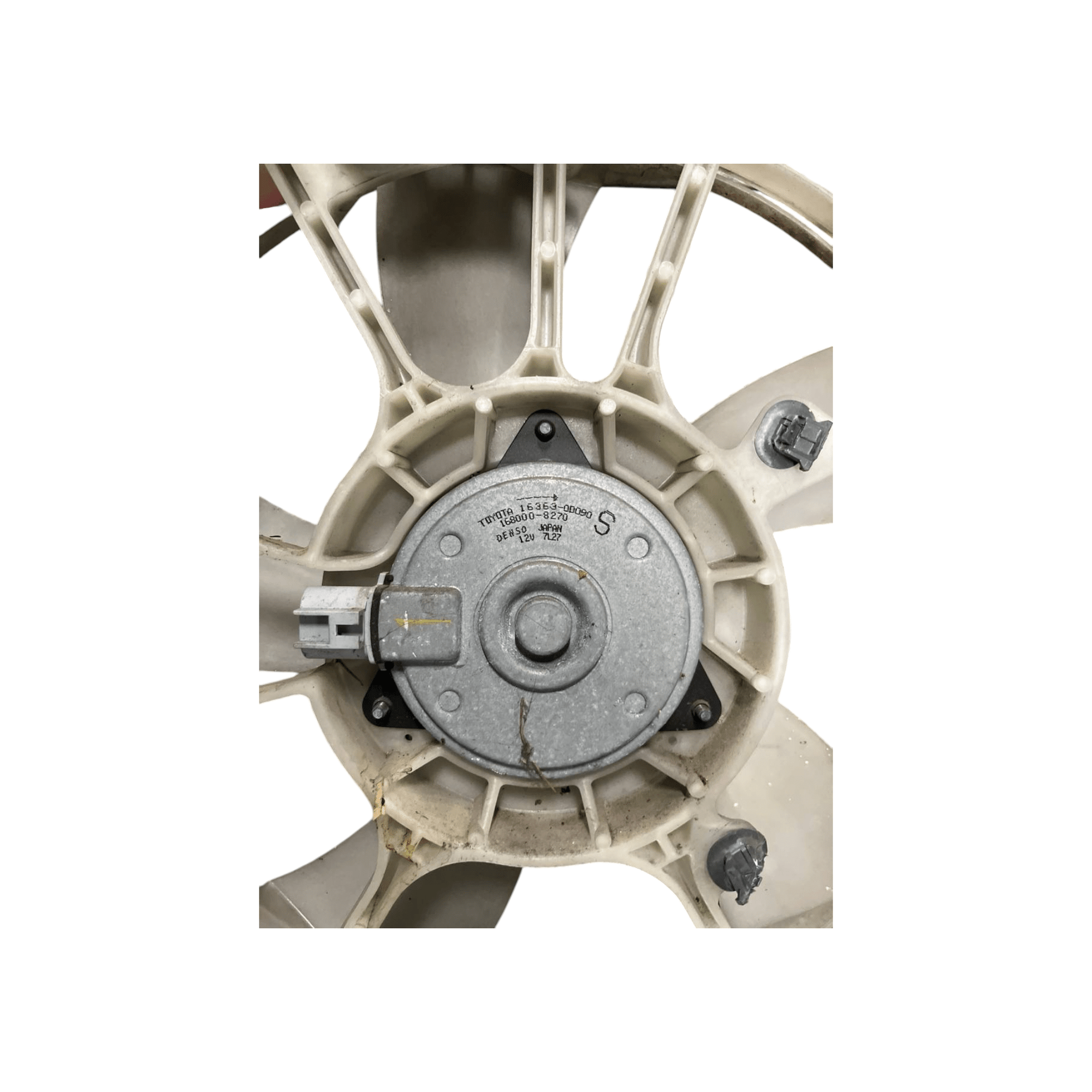 Radiatore con elettroventola Toyota Yaris II 1.3 benzina (2005 - 2011) cod.422750 - 4970 - F&P CRASH SRLS - Ricambi Usati