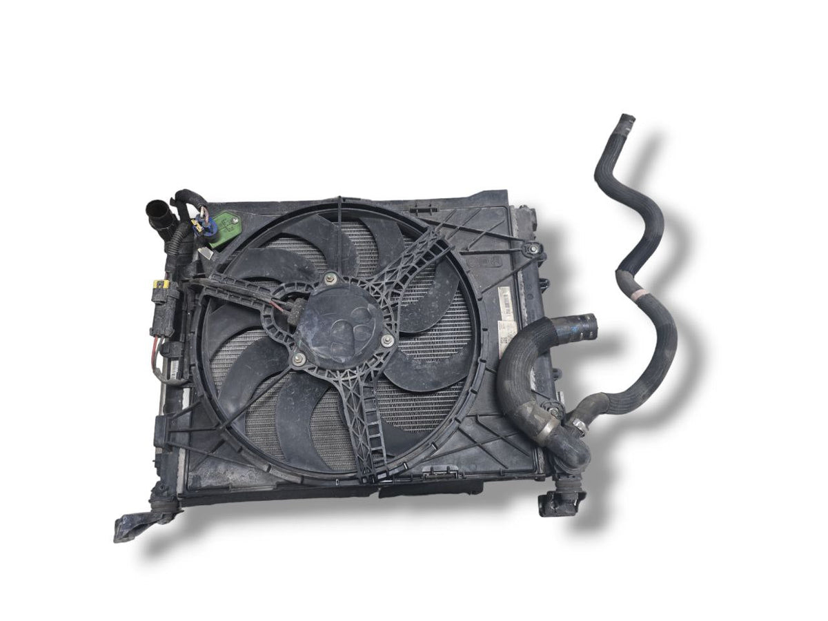 RADIATORE DELL&#39;ACQUA FIAT PANDA 312 0.9 BENZINA (2012&gt;) Cod : 139900TC - F&amp;P CRASH SRLS - Ricambi Usati