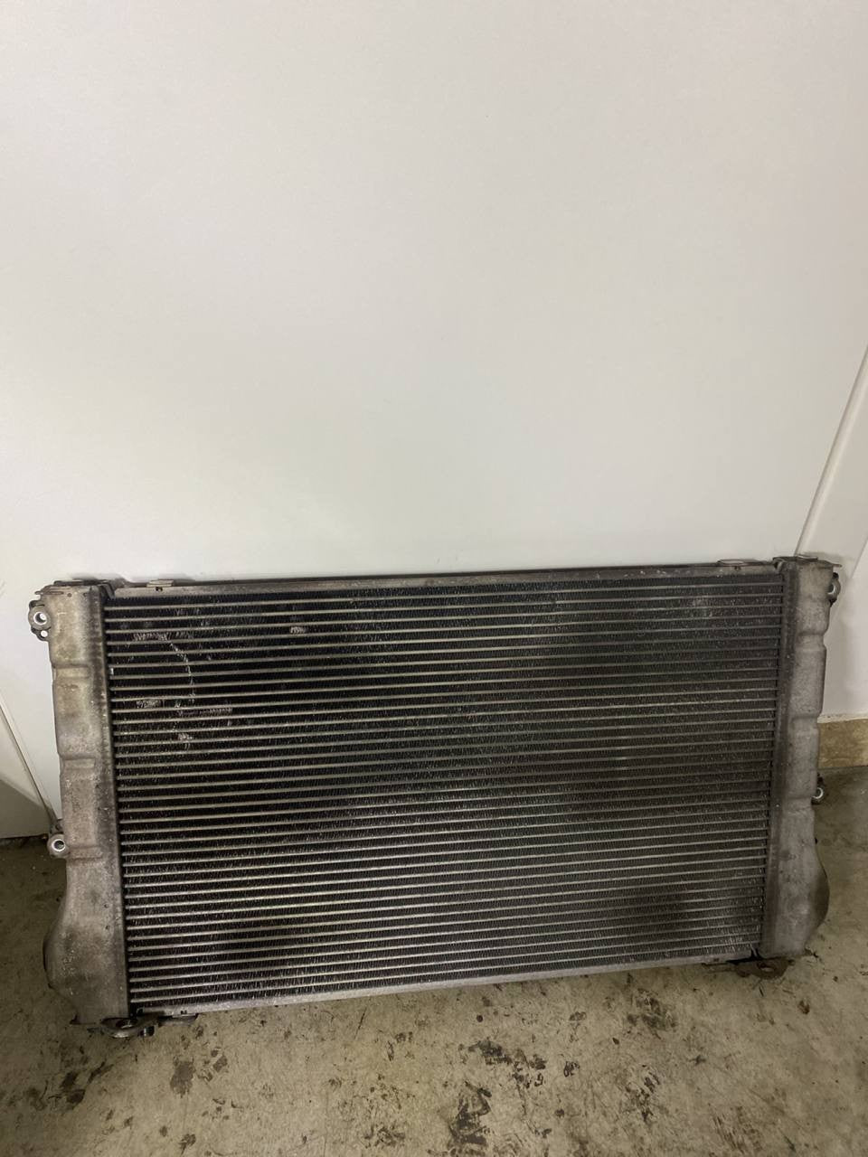 Radiatore intercooler Toyota Rav4 2.2 d4d 136 cv ( 2008 ) cod RAD TOY228 - F&amp;P CRASH SRLS - Ricambi Usati