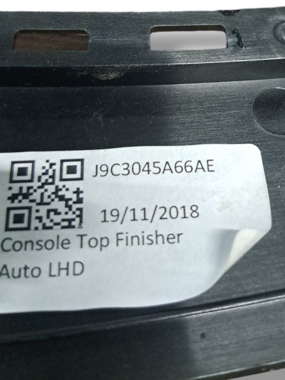 Rivestimento Console Centrale Jaguar E - Pace COD:J9C3045A66AE (2015>) - F&P CRASH SRLS - Ricambi Usati