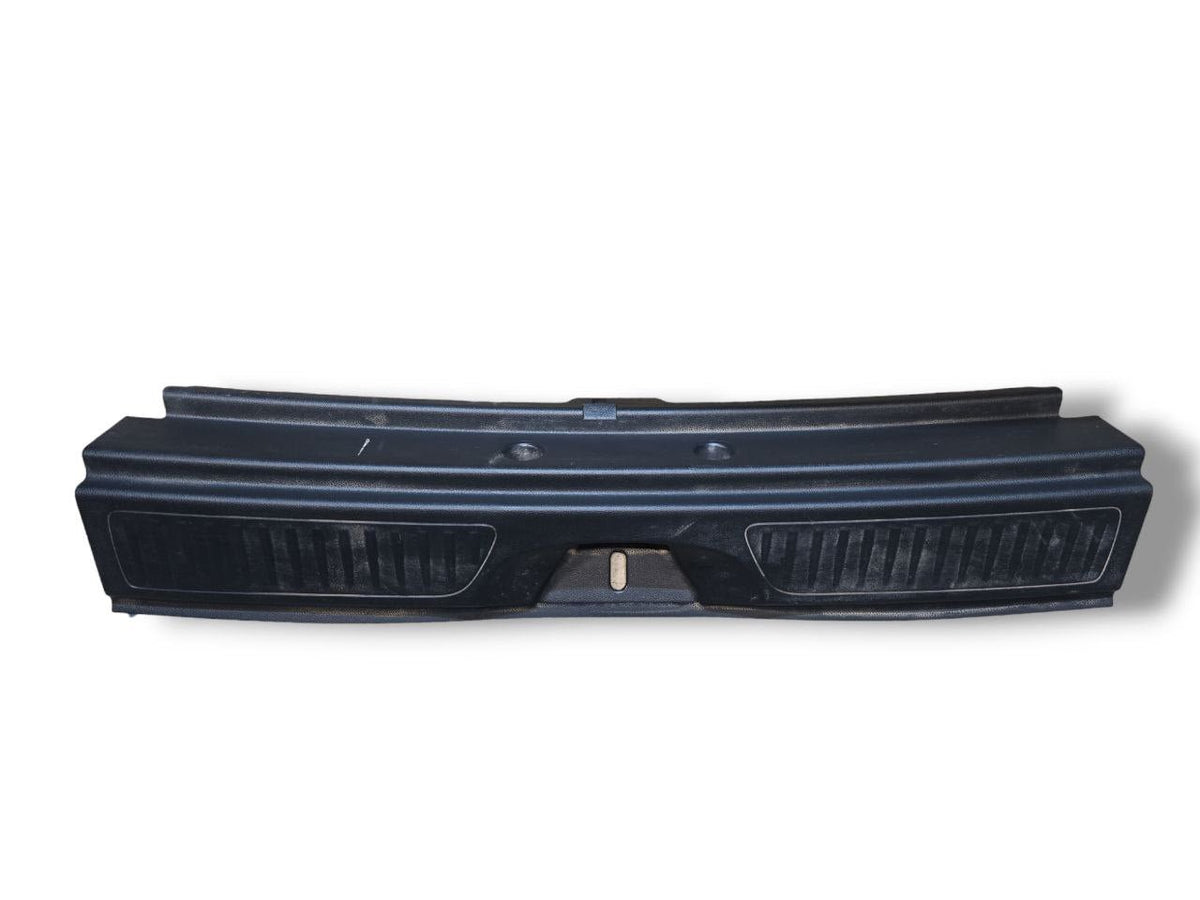 Rivestimento / Modanatura Interna Bagagliaio Mercedes - Benz Classe B w246 ( 2012 - 2018 ) Cod : A2466900041 - F&amp;P CRASH SRLS - Ricambi Usati