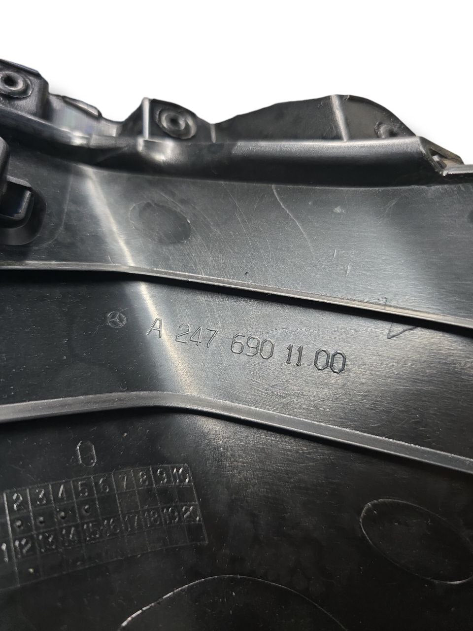 RIVESTIMENTO / MODANATURA INTERNA SINSITRA MERCEDES - BENZ CLASSE B W247 Cod : A2476901100 (2019 - 2023) - F&P CRASH SRLS - Ricambi Usati