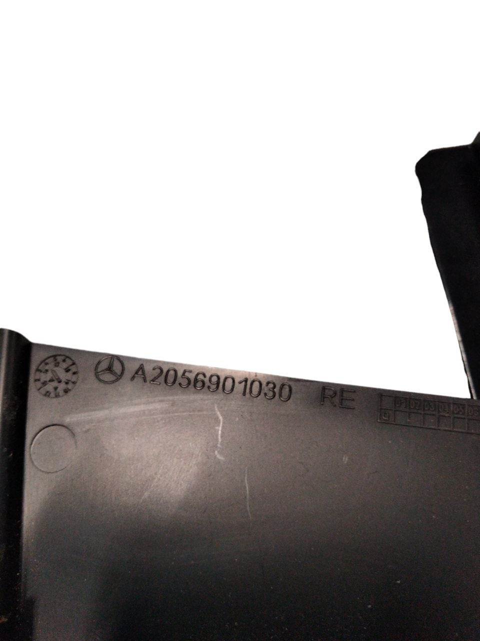 Rivestimento Montante anteriore destro Mercedes Benz Classe C W205 cod.A2056901030 (2014 - 2021) - F&P CRASH SRLS - Ricambi Usati