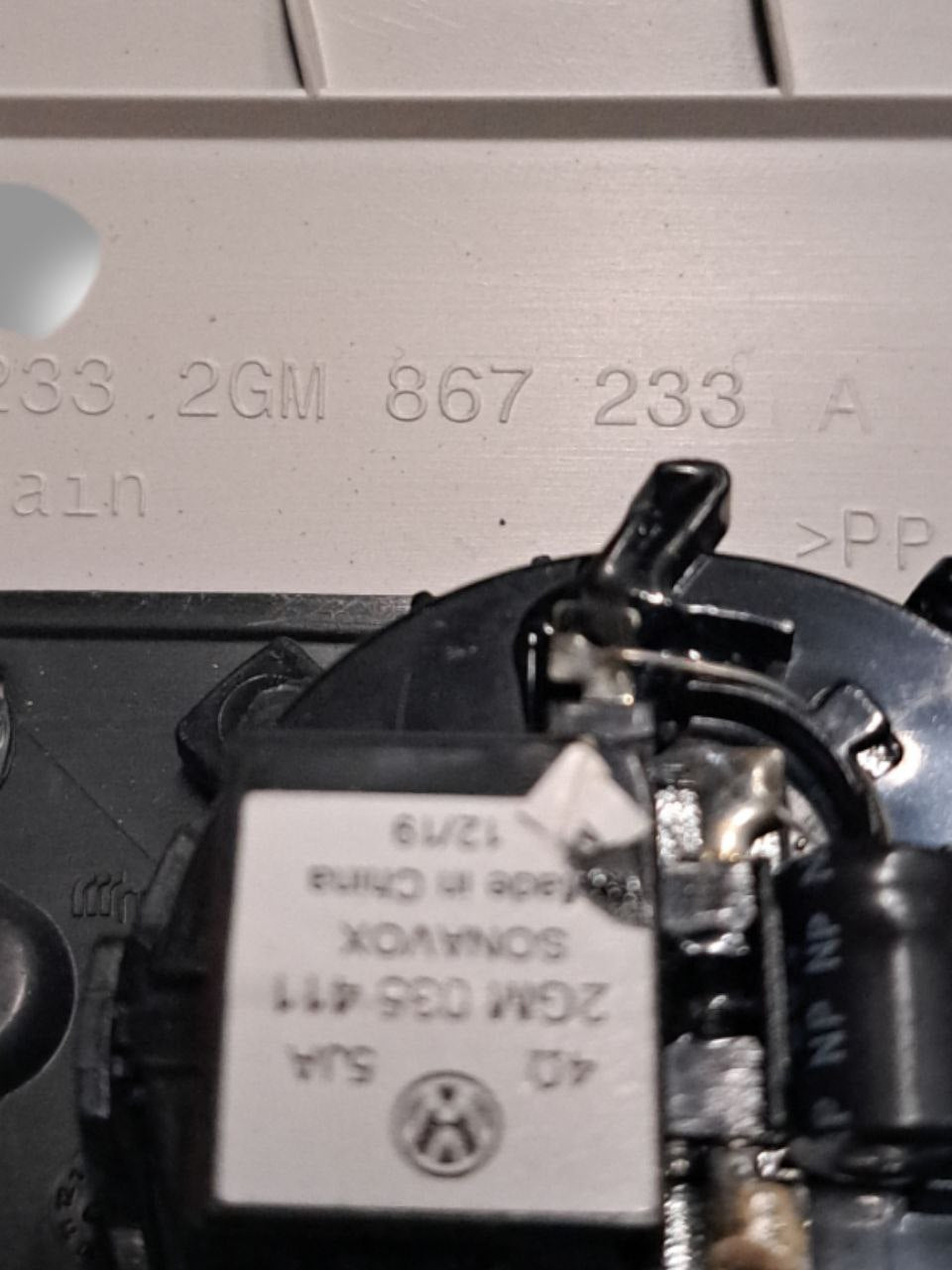 Rivestimento Montante anteriore sinistro Volkswagen T - Cross COD:2GM867233 (2019 >) - F&P CRASH SRLS - Ricambi Usati