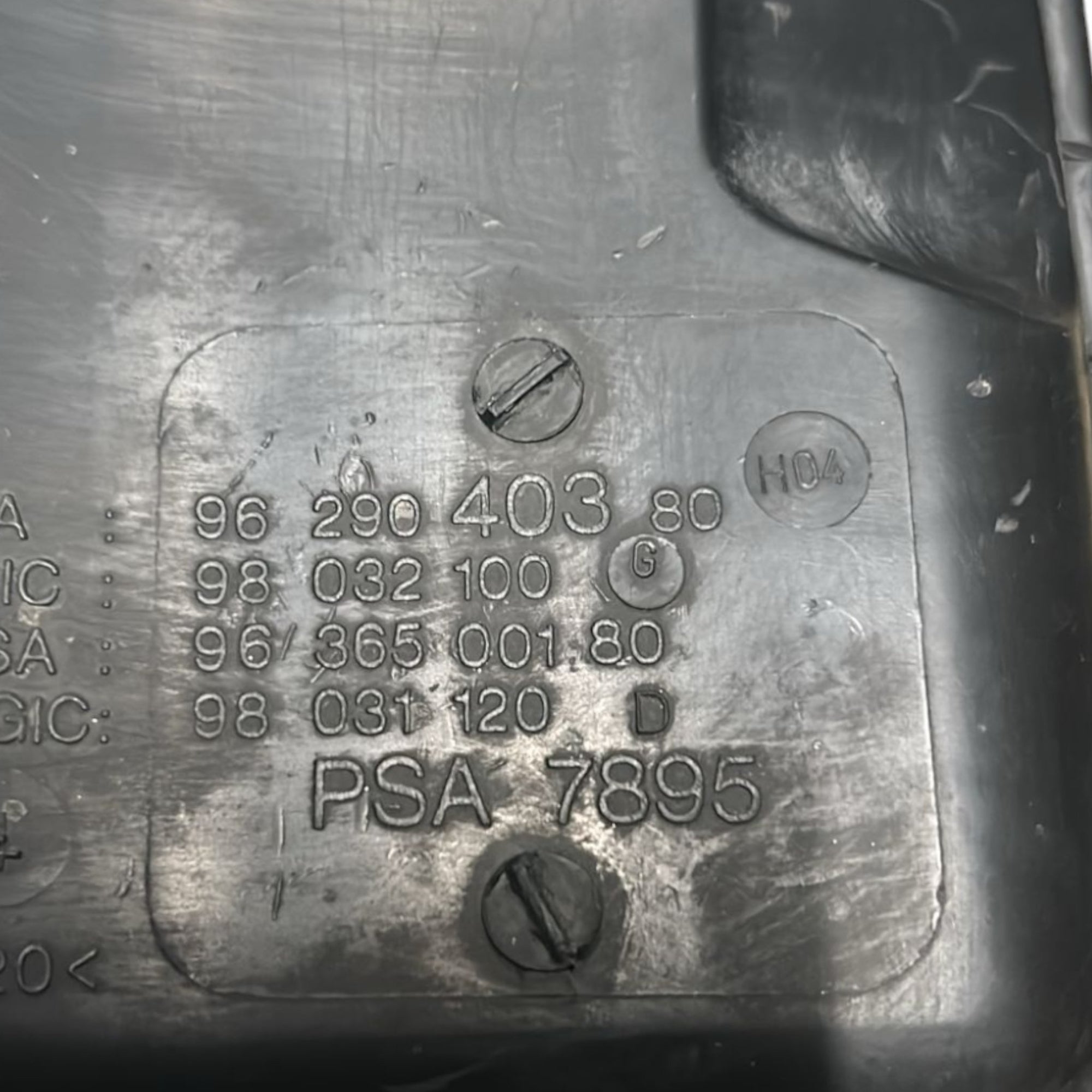 Scatola Filtro Aria Lancia Phedra cod.9629040380 2.2 Diesel (2002 > 2010) - F&P CRASH SRLS - Ricambi Usati