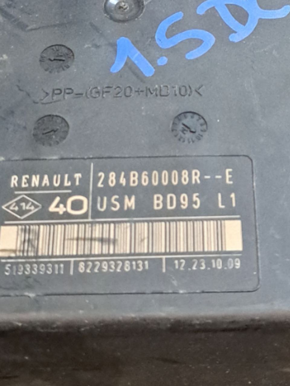 Scatola Fusibili Centralina Portafusibili Renault Megane 1.5 Diesel (2009 - 2016) COD:284b60008r - F&P CRASH SRLS - Ricambi Usati