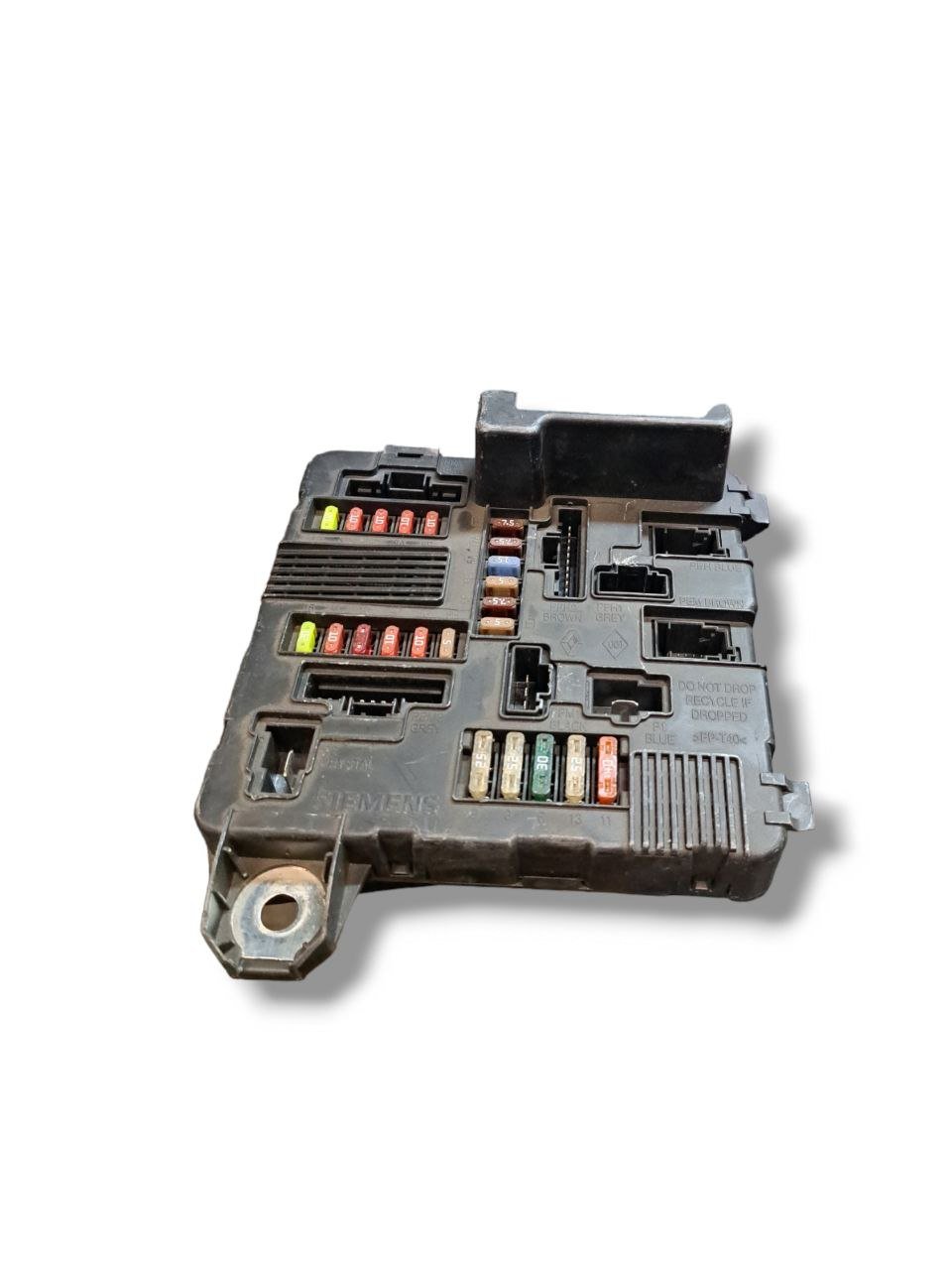 Scatola Fusibili Centralina Portafusibili Renault Megane 1.9 Diesel (2002 - 2009) COD:8200306033B - F&P CRASH SRLS - Ricambi Usati