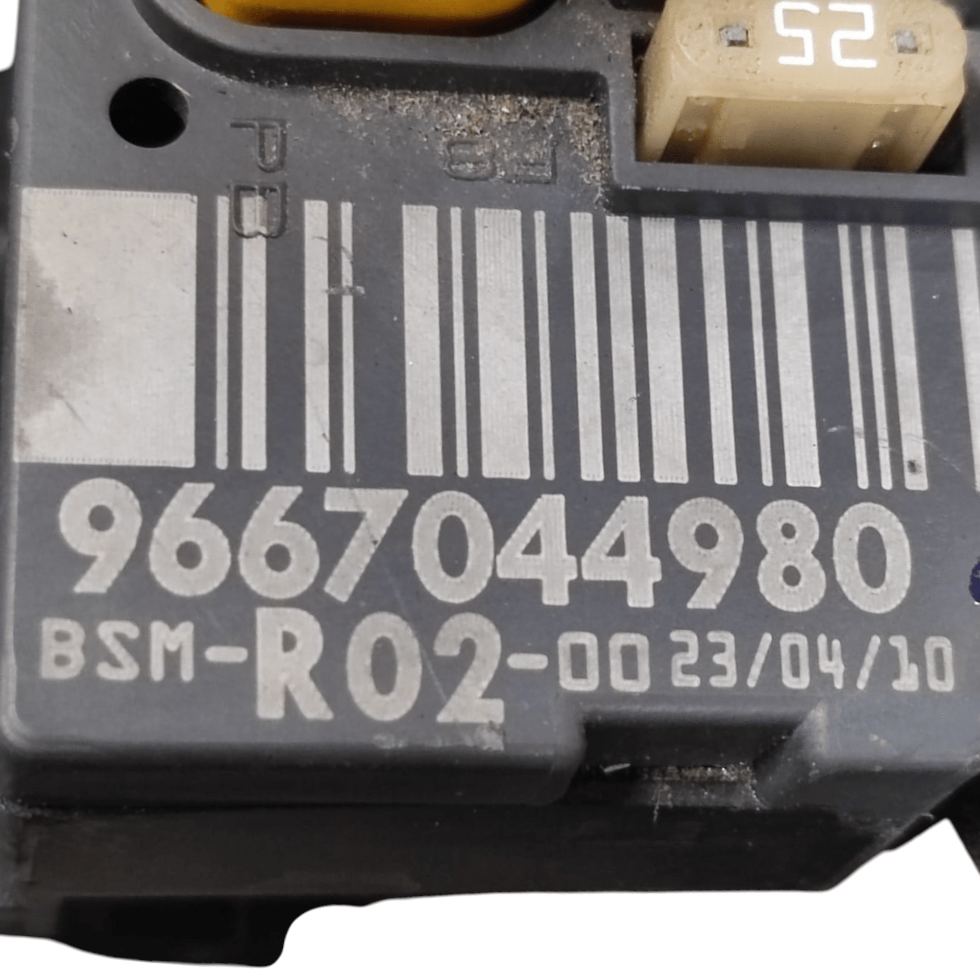 Scatola Fusibili Peugeot 407 2.0 Diesel COD: 9667044980 (2004 - 2012) - F&P CRASH SRLS - Ricambi Usati