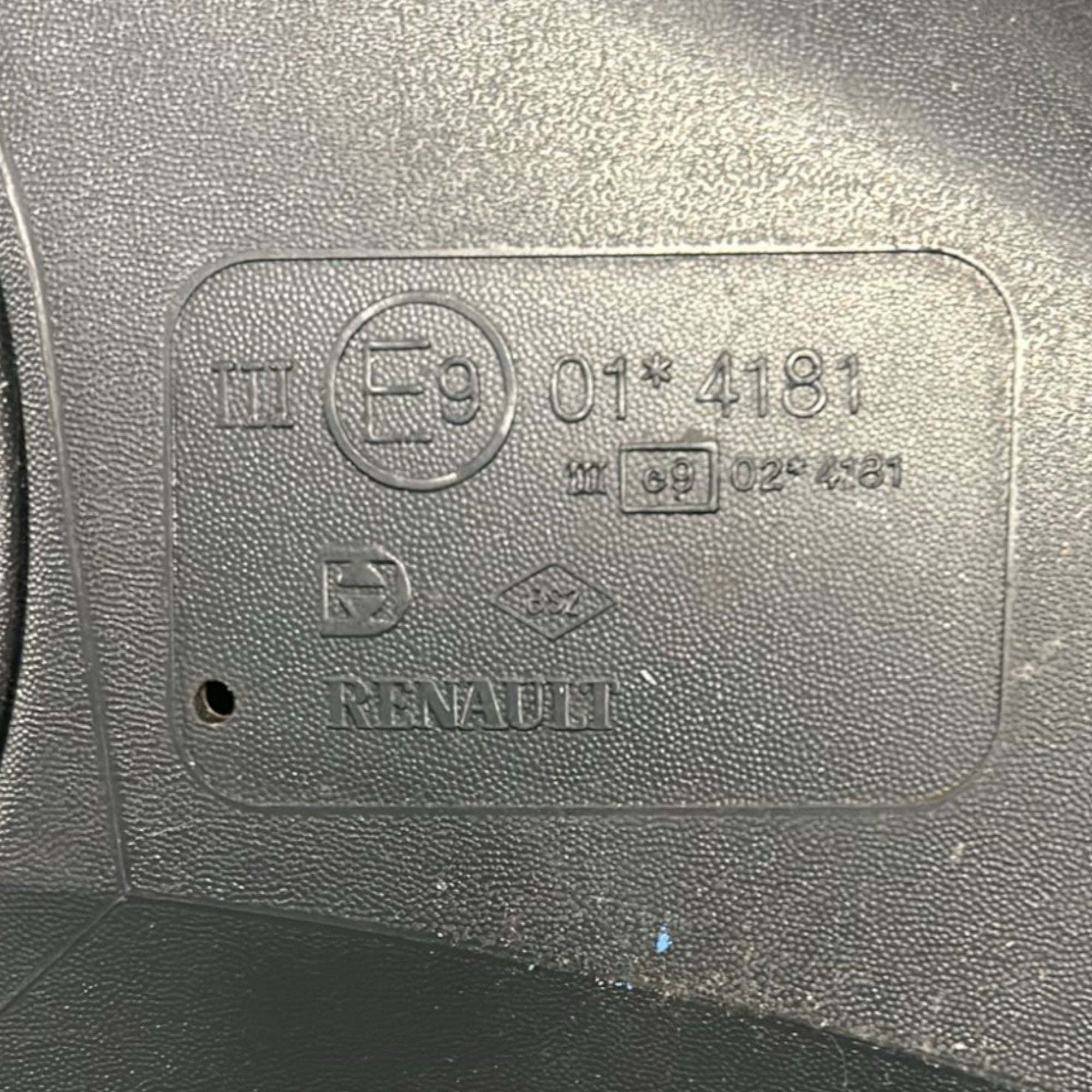 Specchietto Retrovisore Sinistro 11 Pin Renault Espace cod:014181 ( 2002 - 2014 ) - F&P CRASH SRLS - Ricambi Usati