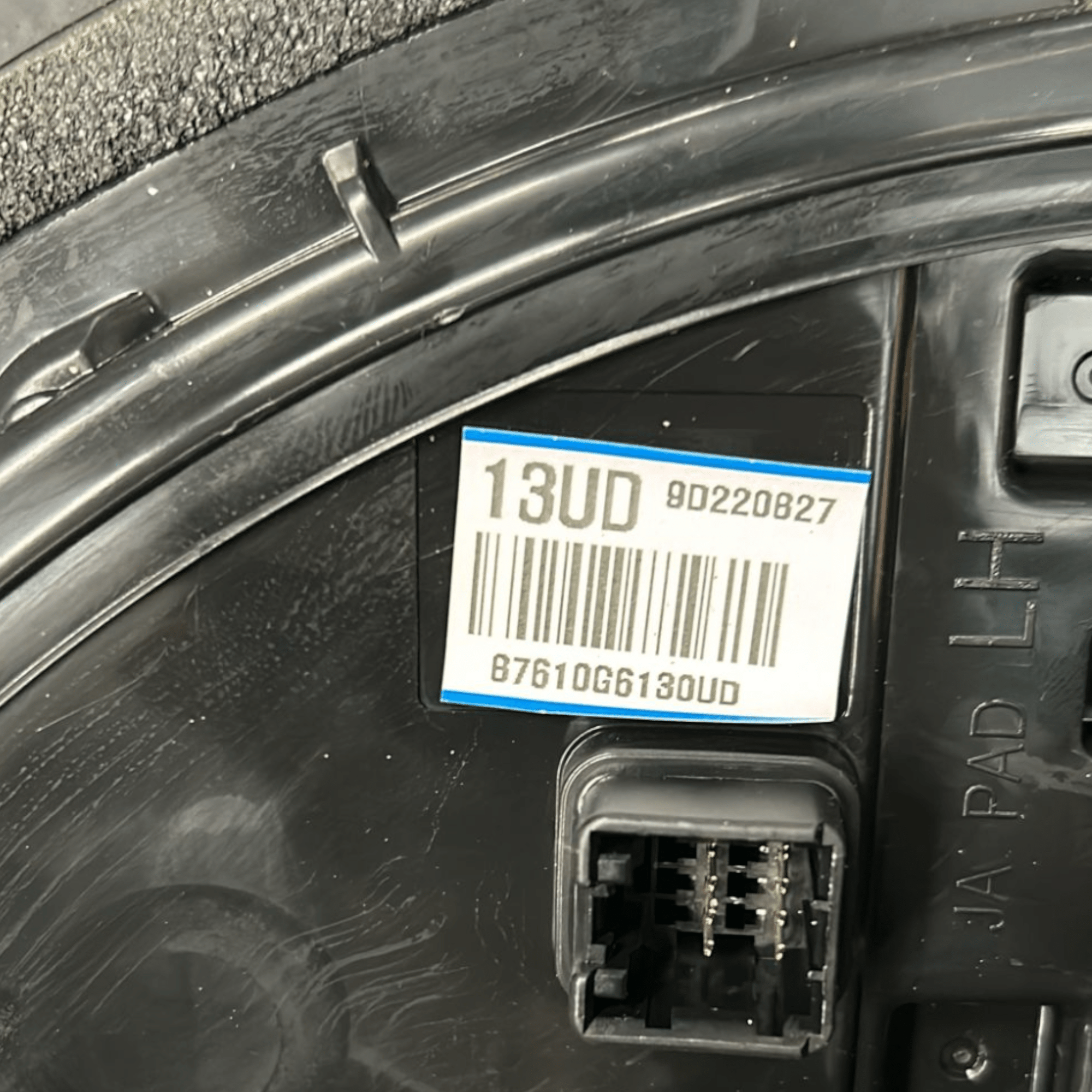 Specchio / Specchietto retrovisore Sinistro 8 Pin Kia Picanto cod:87610G6130UD (2017 >) - F&P CRASH SRLS - Ricambi Usati
