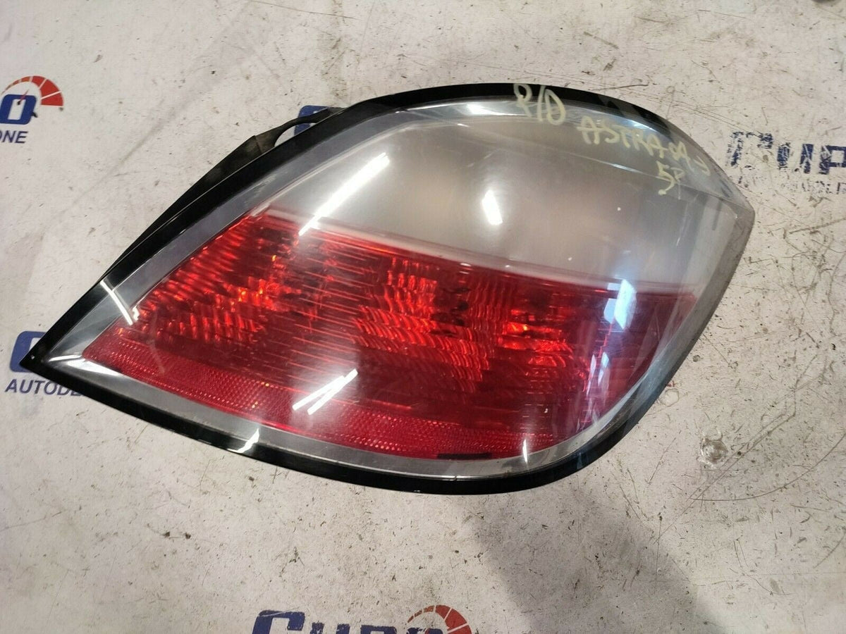 Stop Fanale Posteriore Destro Opel Astra 2004 2011 93190305 008653 - 02 - F&amp;P CRASH SRLS - Ricambi Usati