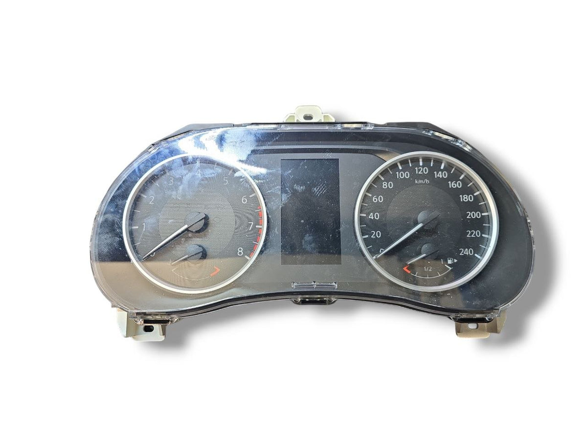 Tachimetro / Contachilometri / Quadro Strumenti Nissan Juke II 1.0 Benzina ( 2019&gt; ) - F&amp;P CRASH SRLS - Ricambi Usati
