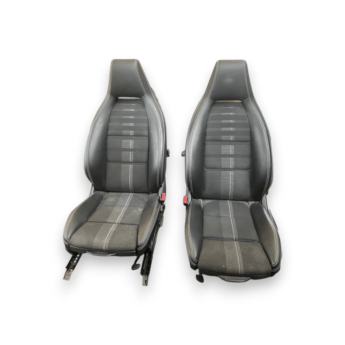 Tappezzeria in Pelle e Tessuto Mercedes - Benz Gla X156 (2013 al 2019) - F&amp;P CRASH SRLS - Ricambi Usati